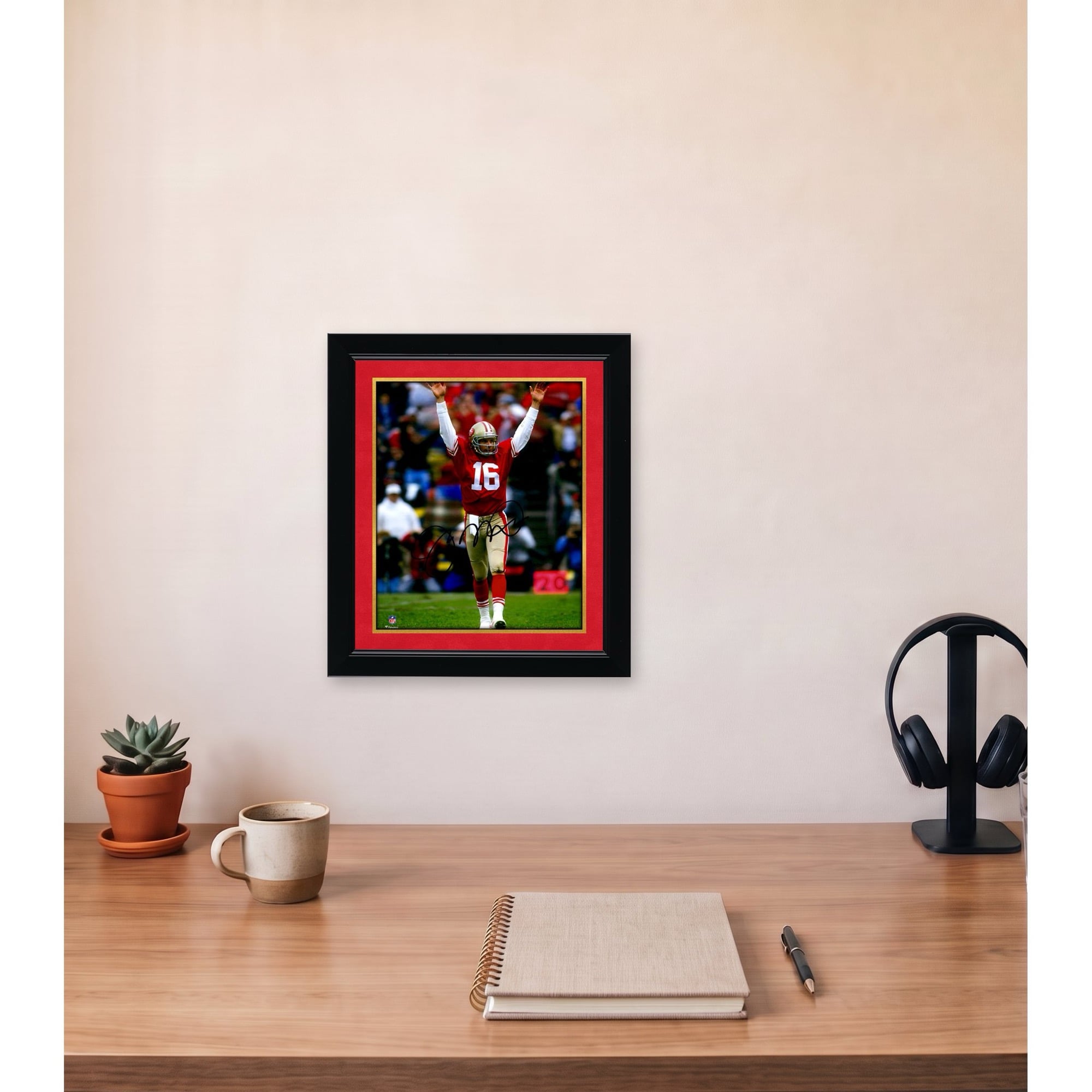 Joe Montana San Francisco 49ers Autographed 8" x 10" Hands Up Photograph