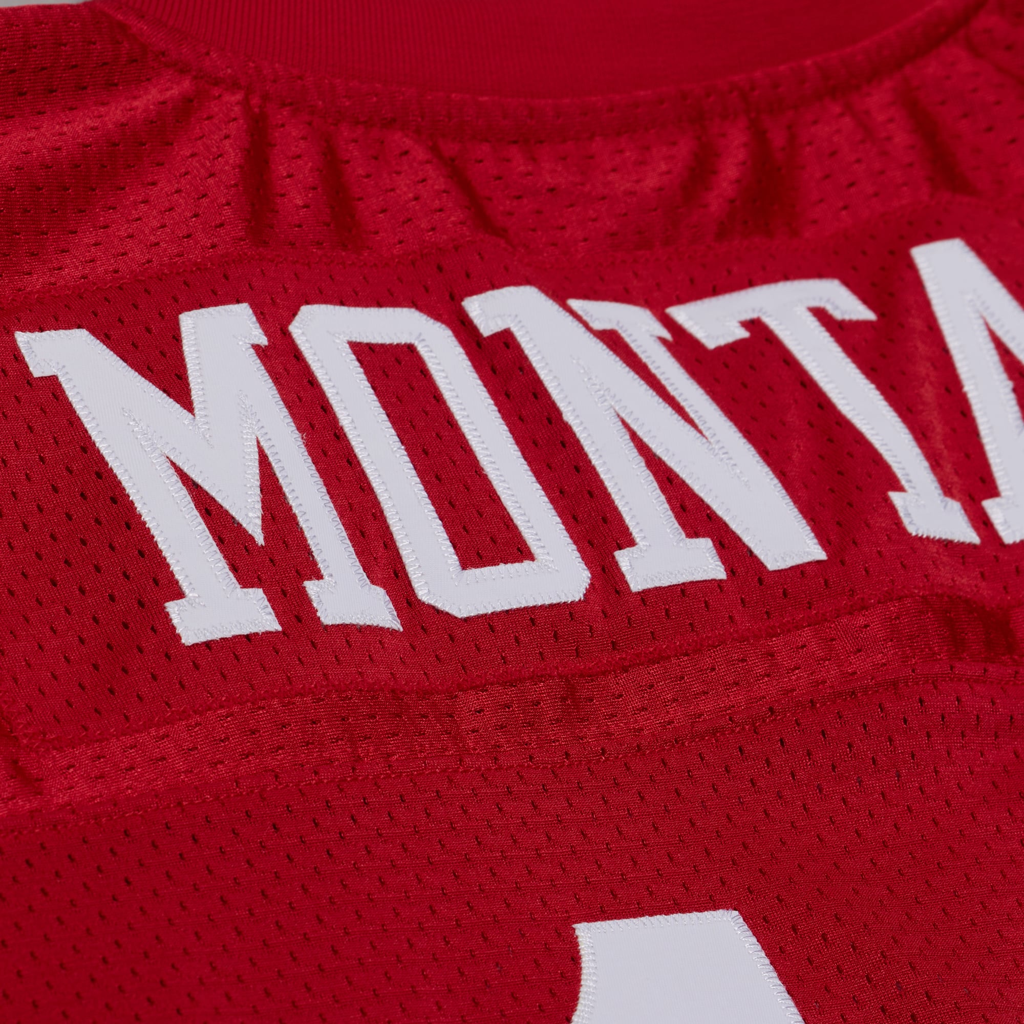 Mitchell & Ness Joe Montana Scarlet San Francisco 49ers Maillot de joueur retraité authentique Throwback pour hommes