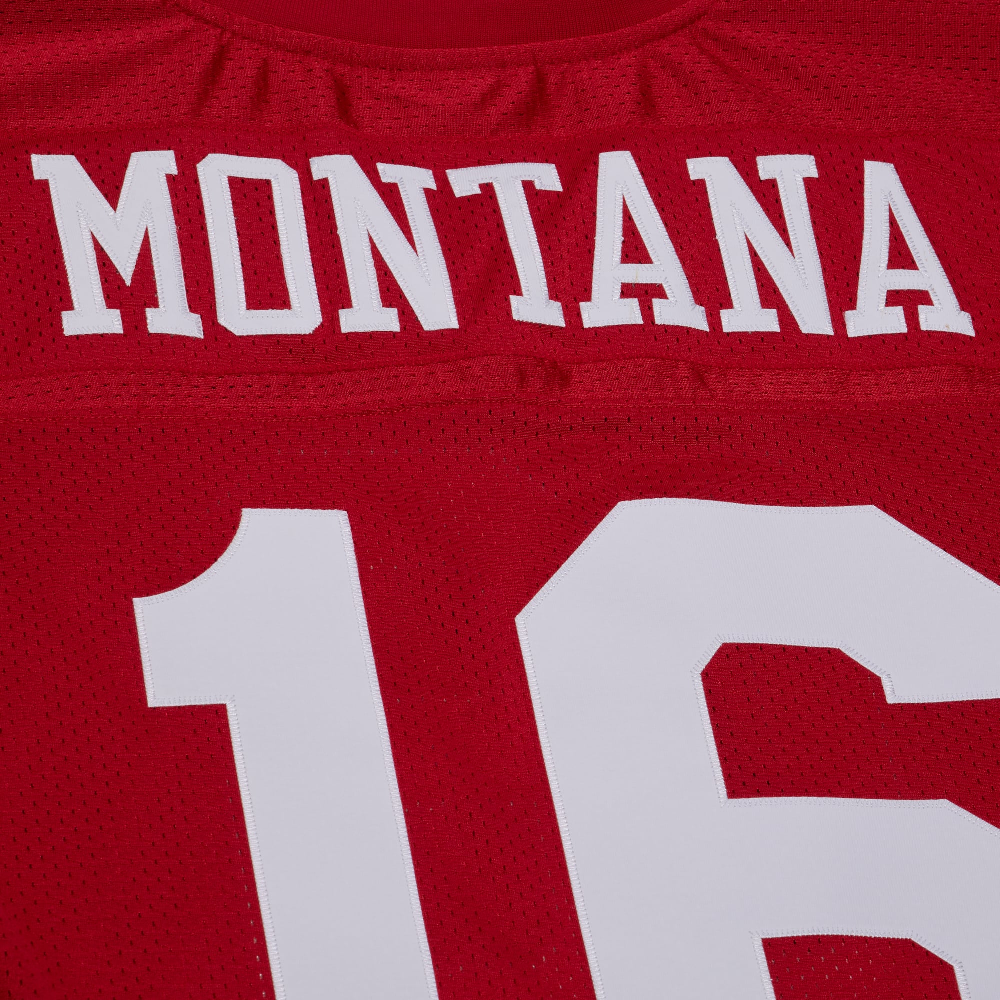 Mitchell & Ness Joe Montana Scarlet San Francisco 49ers Maillot de joueur retraité authentique Throwback pour hommes
