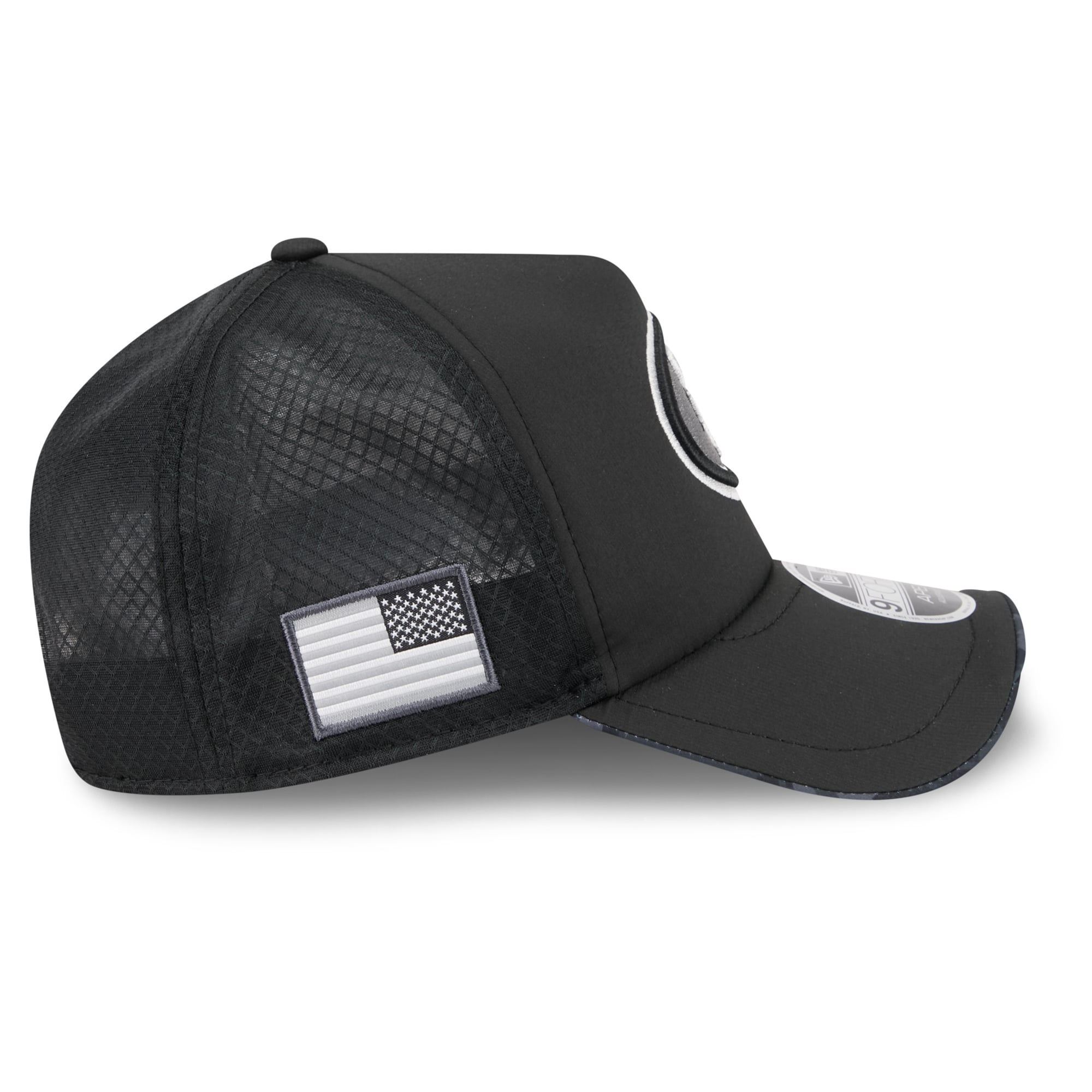 Men's New Era Black San Francisco 49ers 2026 Salute To Service Apex 9FORTY Adjustable Trucker Hat