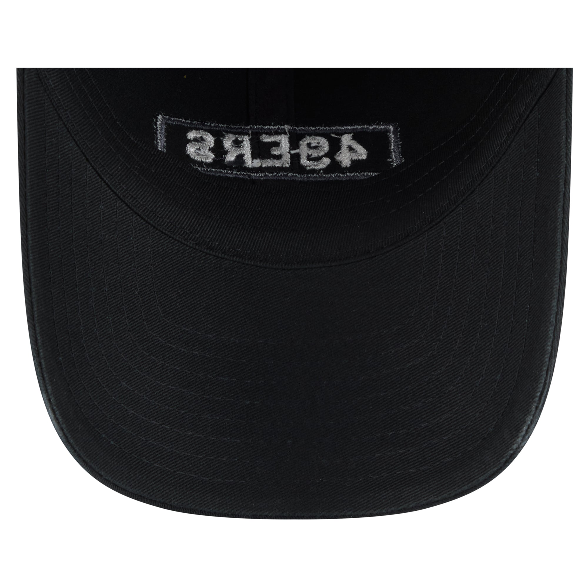 Casquette New Era noire pour homme, San Francisco 49ers 2026 Salute To Service, style classique décontracté et ajustable
