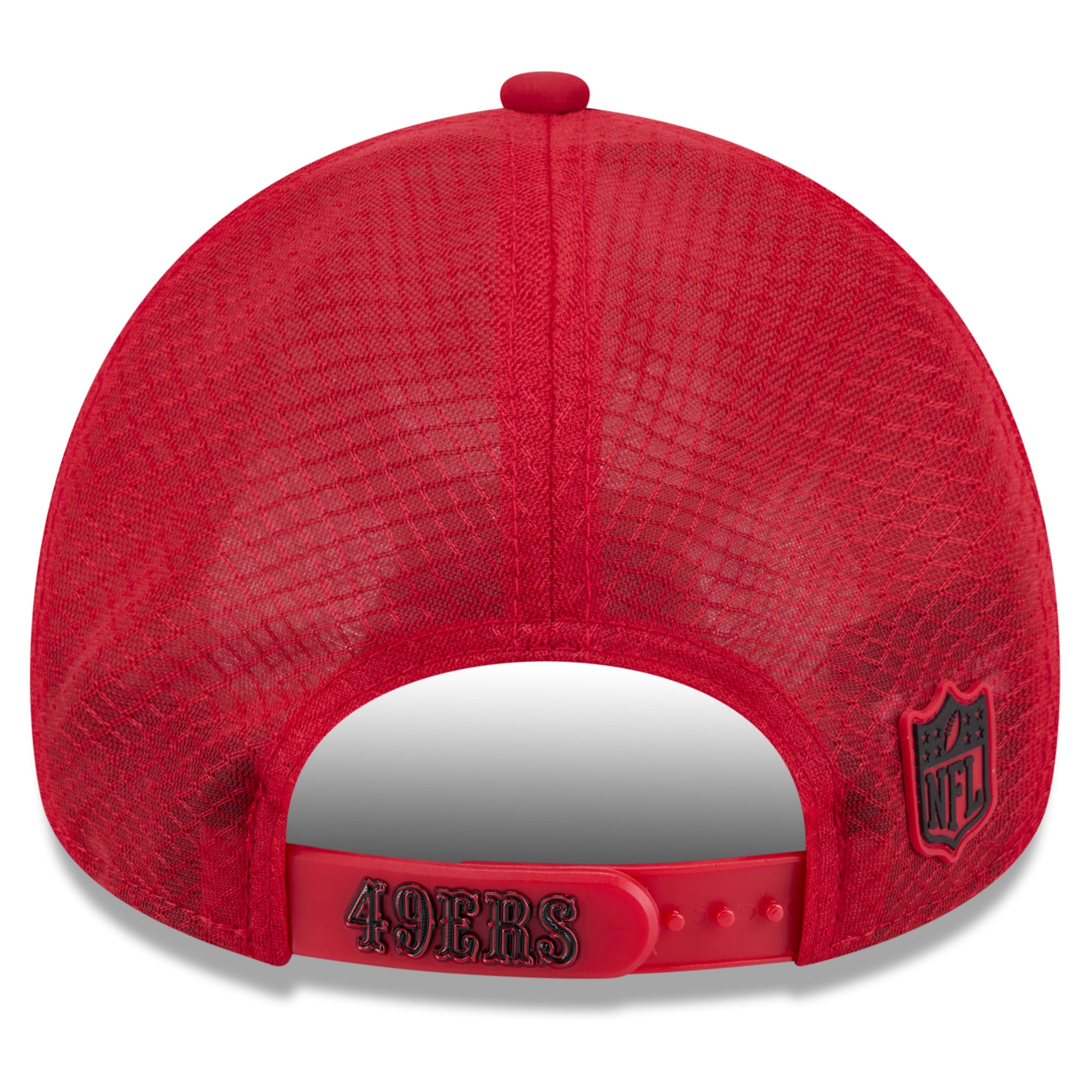 Men's New Era Scarlet San Francisco 49ers 2026 Sideline Apex 9FORTY Adjustable Trucker Hat