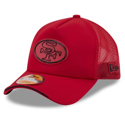 San Francisco 49ers New Era 2026 Sideline Throwback Apex 9FORTY Adjustable Trucker Hat - Scarlet