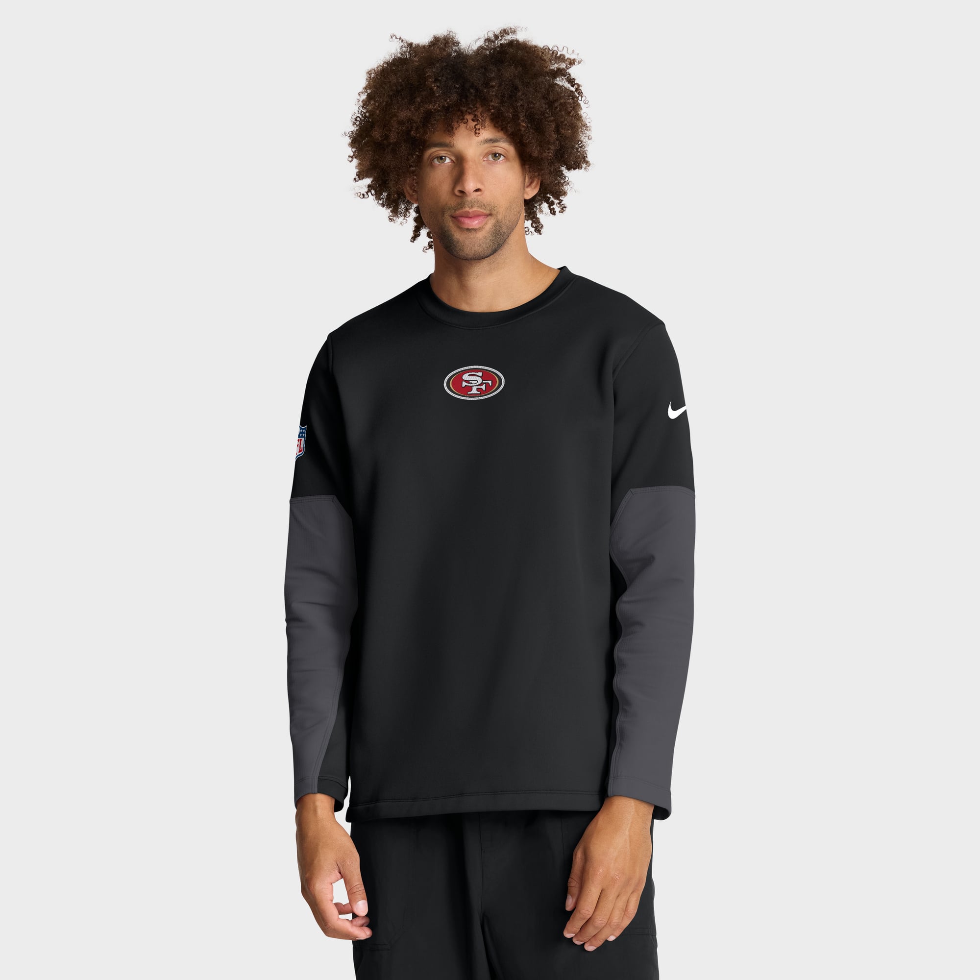 Men's Nike Black San Francisco 49ers Sideline Coaches Midweight Therma-FIT Crew Pullover