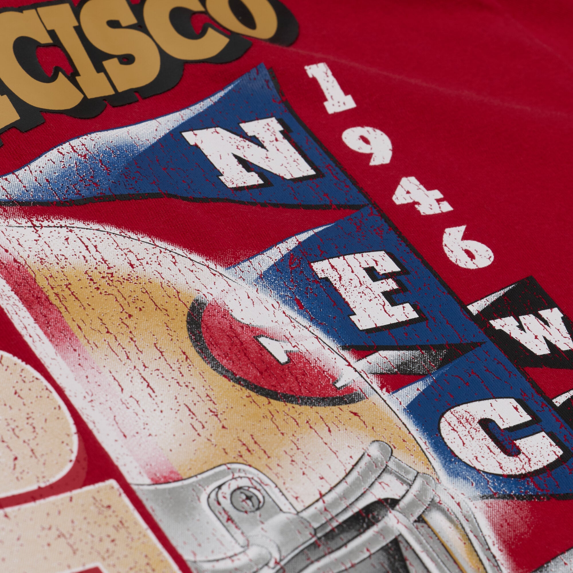 T-shirt court à imprimé graphique urbain Mitchell & Ness Scarlet San Francisco 49ers pour femme