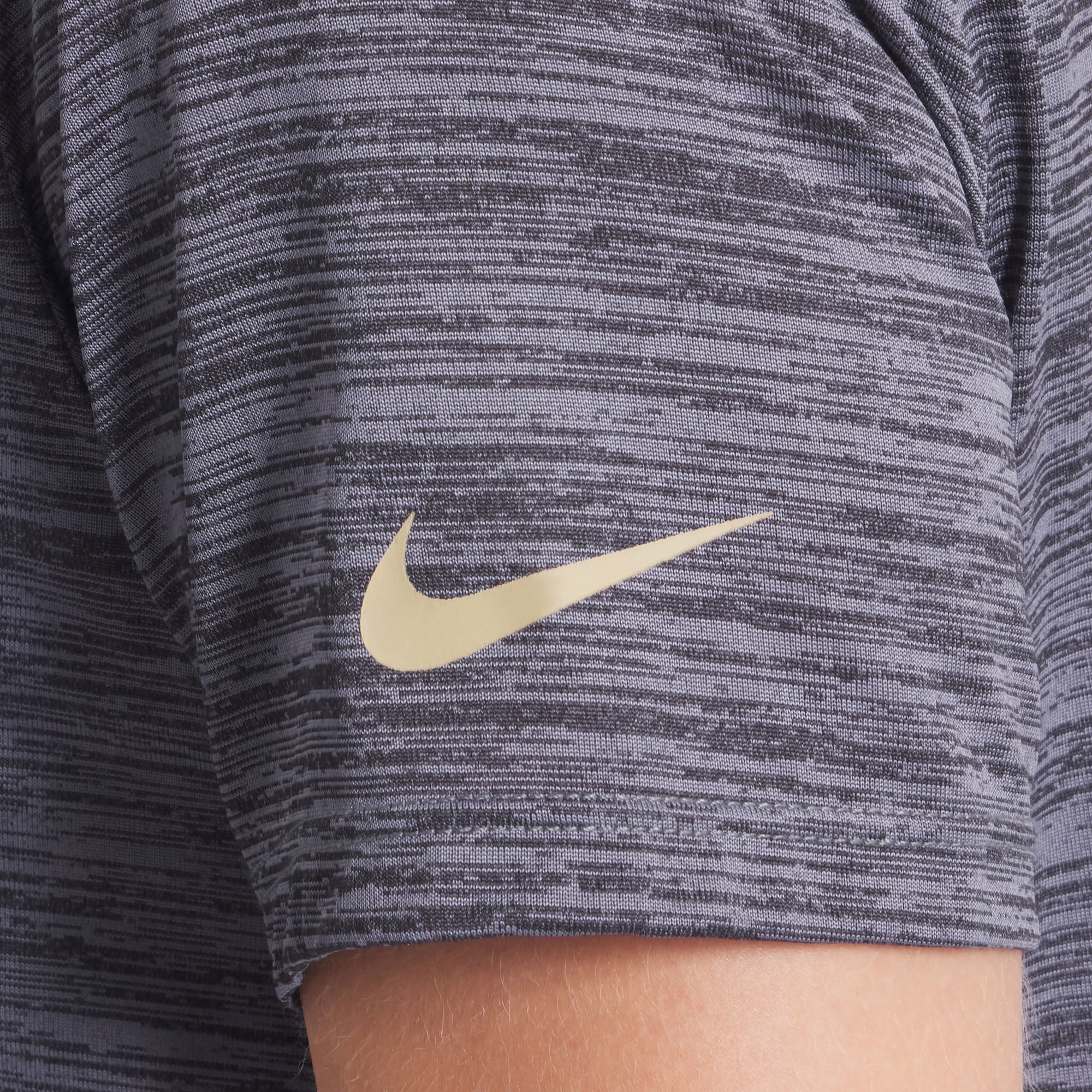 T-shirt Nike pour femme, coloris gris anthracite chiné, collection Rivalries des 49ers de San Francisco, technologie Sideline Velocity Dri-FIT