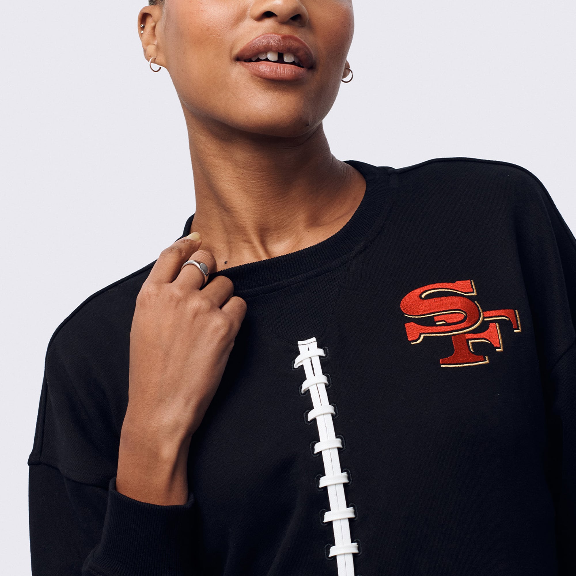 Sweat-shirt à capuche Terez noir pour femme, style football américain, San Francisco 49ers, coutures classiques, coton.