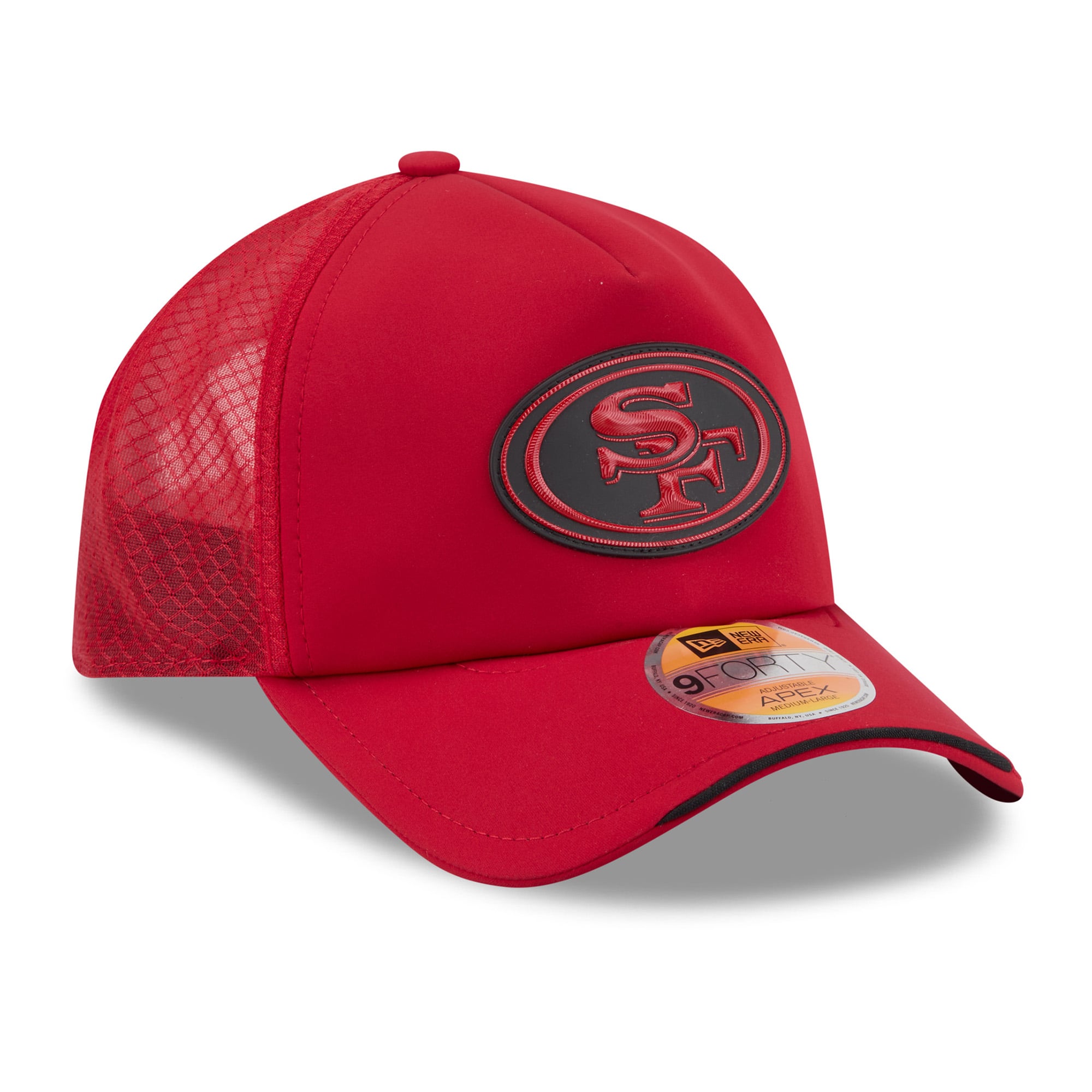 Youth New Era Scarlet San Francisco 49ers 2026 Sideline Apex 9FORTY Adjustable Trucker Hat