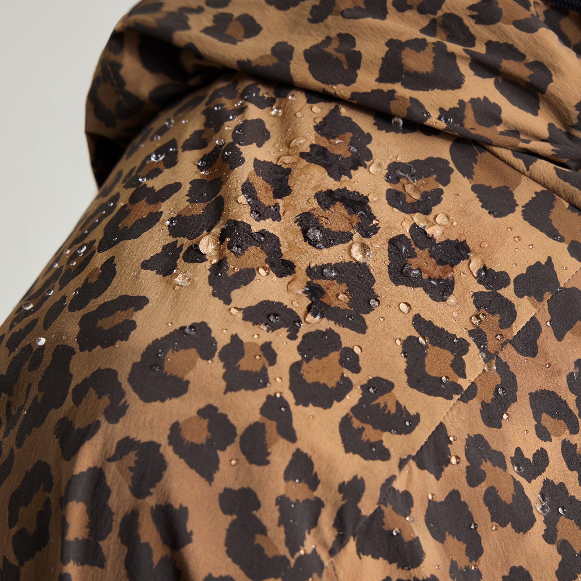 Men's lululemon San Francisco Giants Multi-Pocket Running Anorak *Leopard