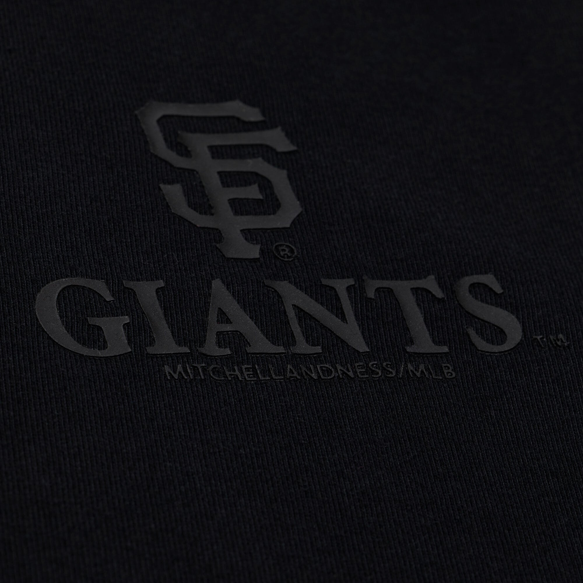Men's Mitchell & Ness San Francisco Giants Core Essentials T-Shirt