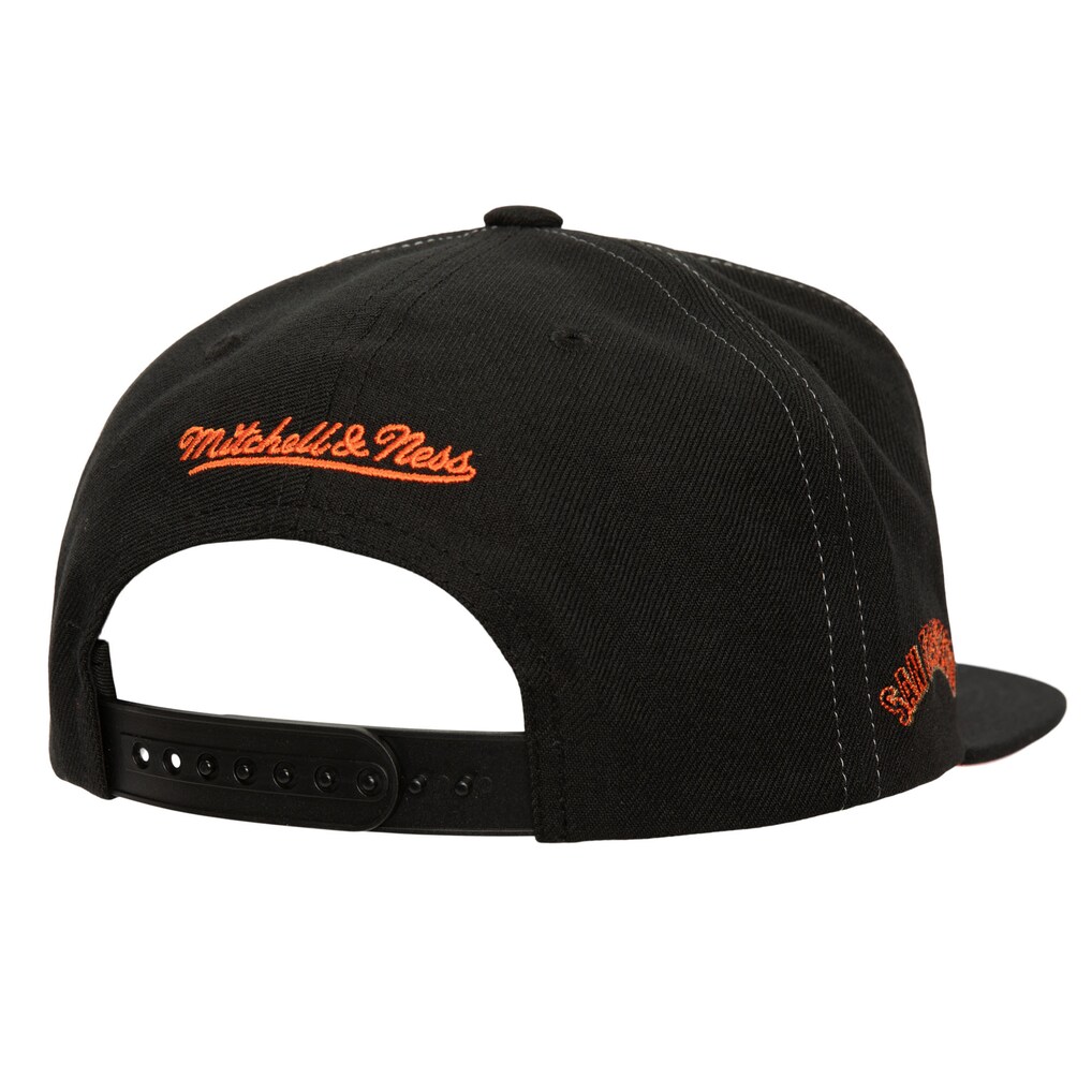 San Francisco Giants Mitchell & Ness Full Frontal Snapback Hat - Black