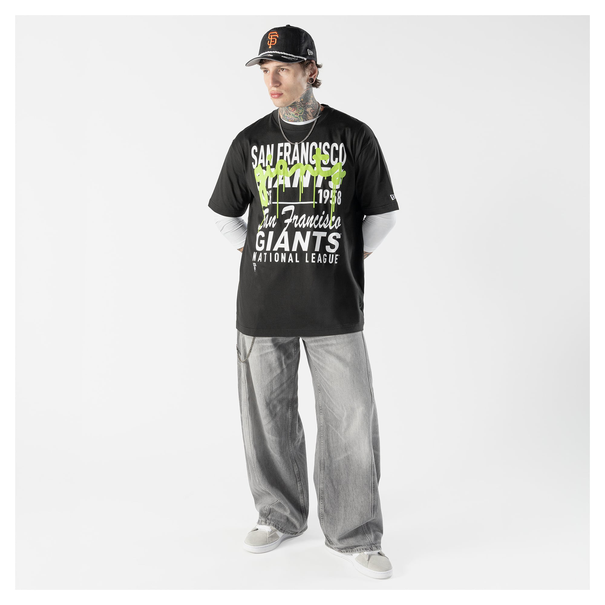 T-shirt New Era noir pour homme, motif peinture en aérosol phosphorescente, San Francisco Giants.