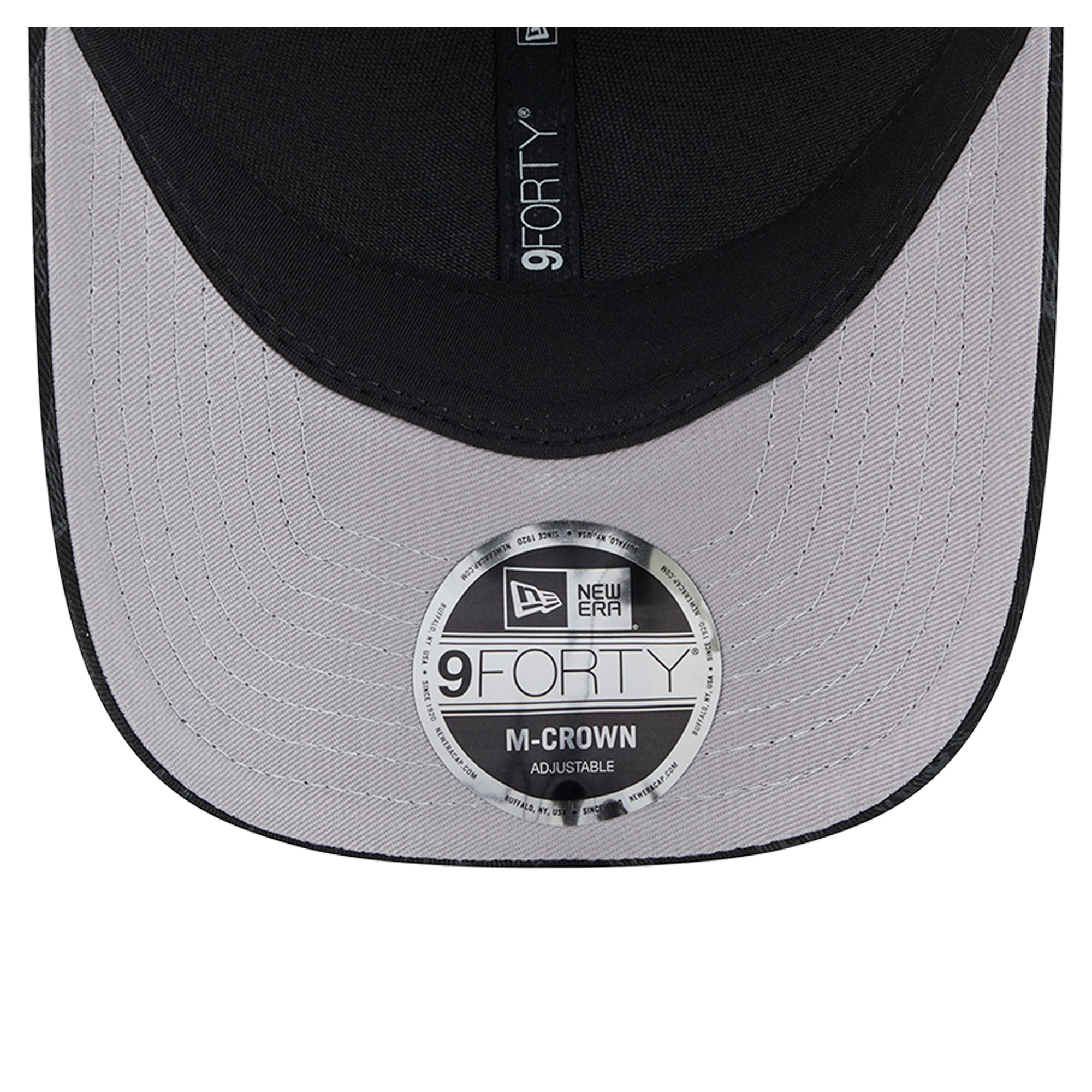 Men's New Era Black San Francisco Giants Tonal Icon 9FORTY M-Crown Adjustable Trucker Hat
