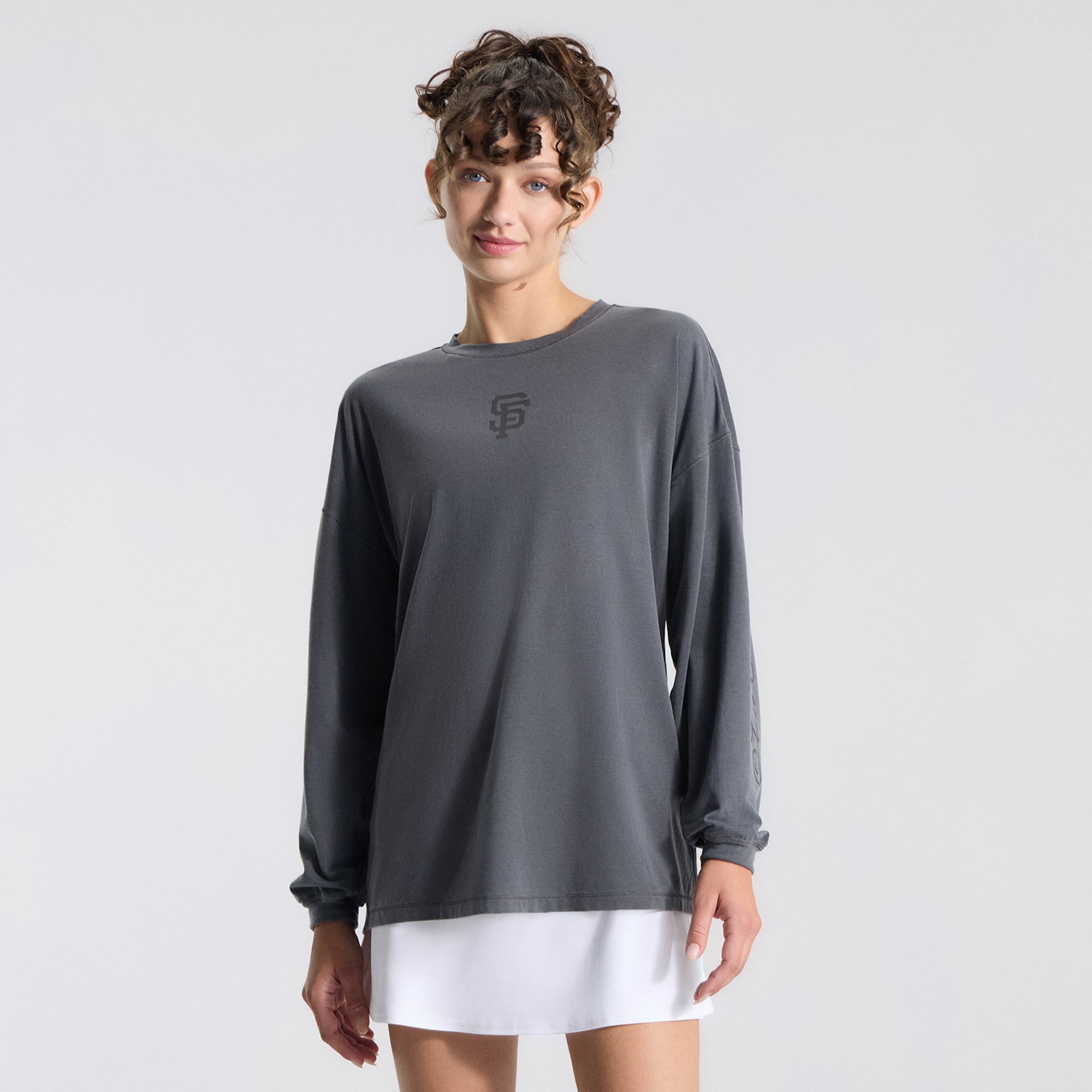 T-shirt à manches longues EasySet Relaxed-Fit gris San Francisco Giants de lululemon pour femme