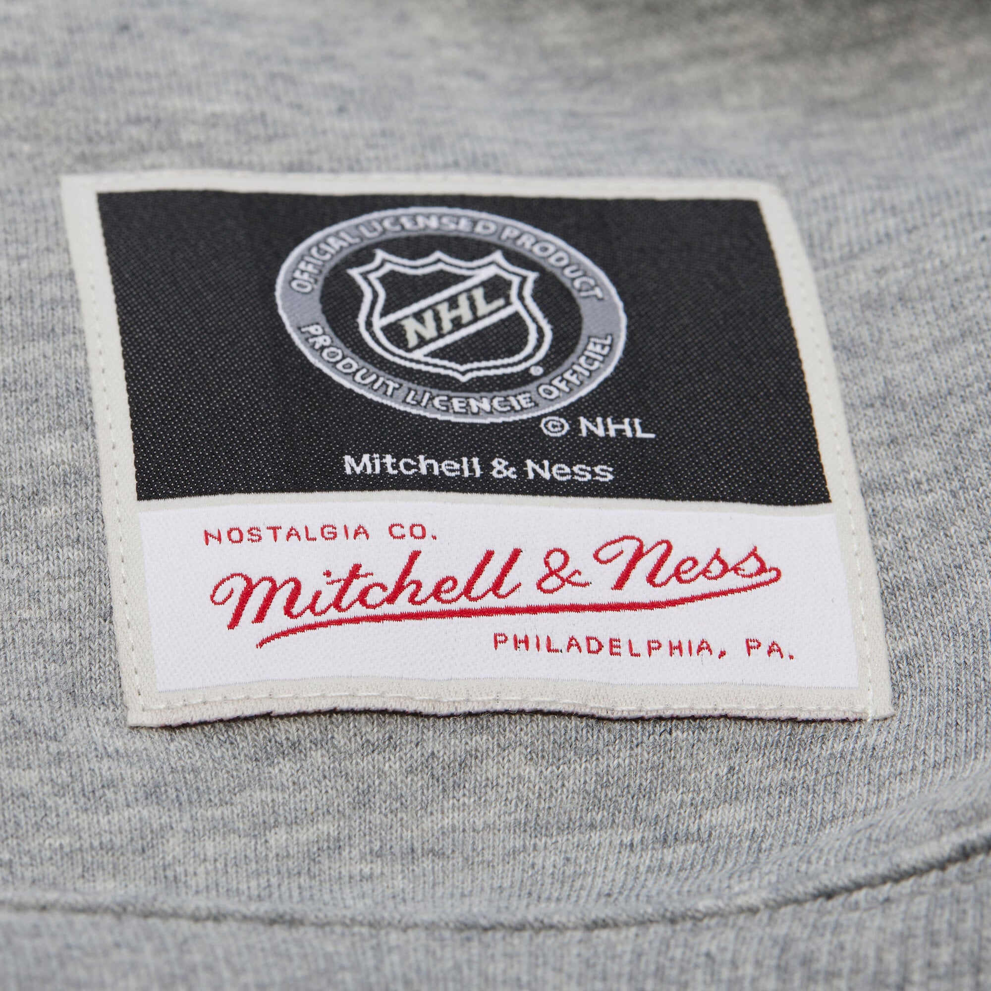 Men's Mitchell & Ness  Heather Gray Seattle Kraken Walk-Off Logo Fleece Crewneck Sweatshirt