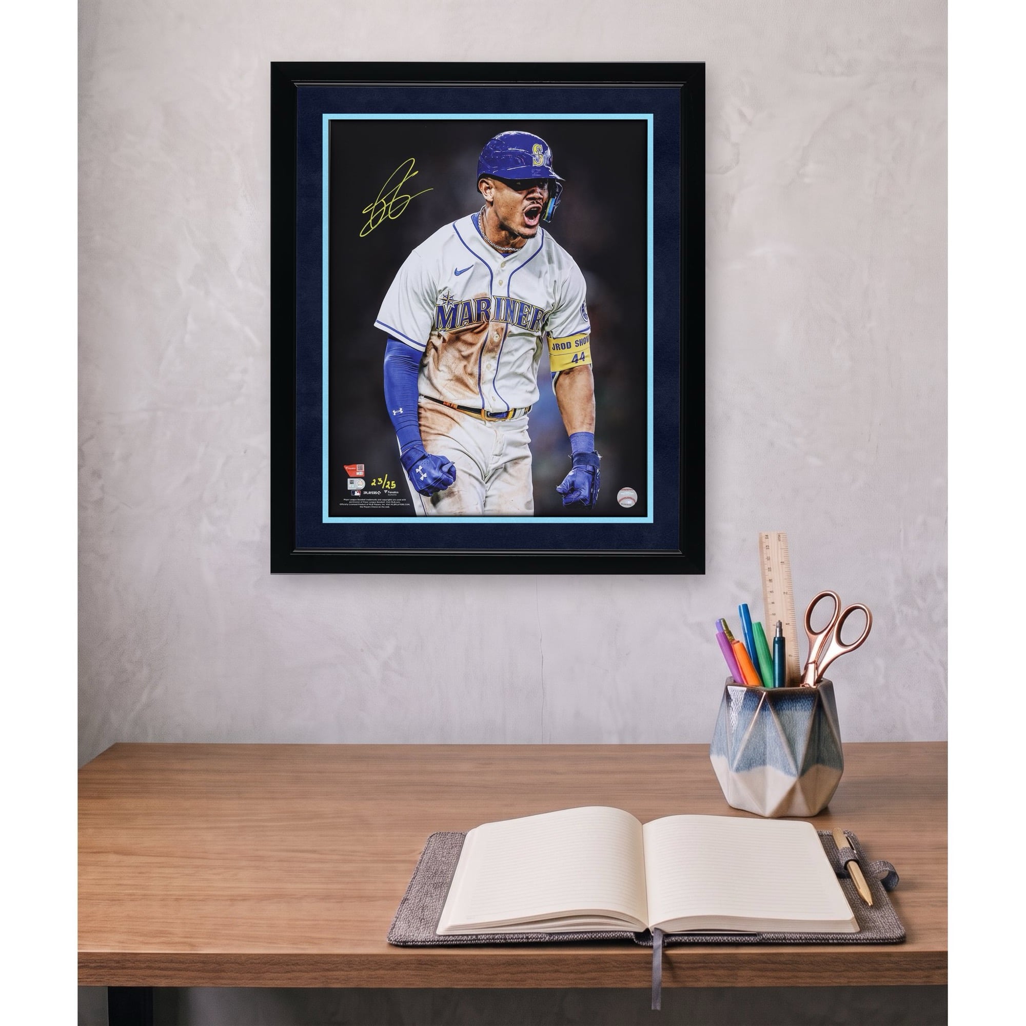 Photo dédicacée de Julio Rodriguez (Seattle Mariners) - 40,6 x 50,8 cm (édition limitée à 25 exemplaires)