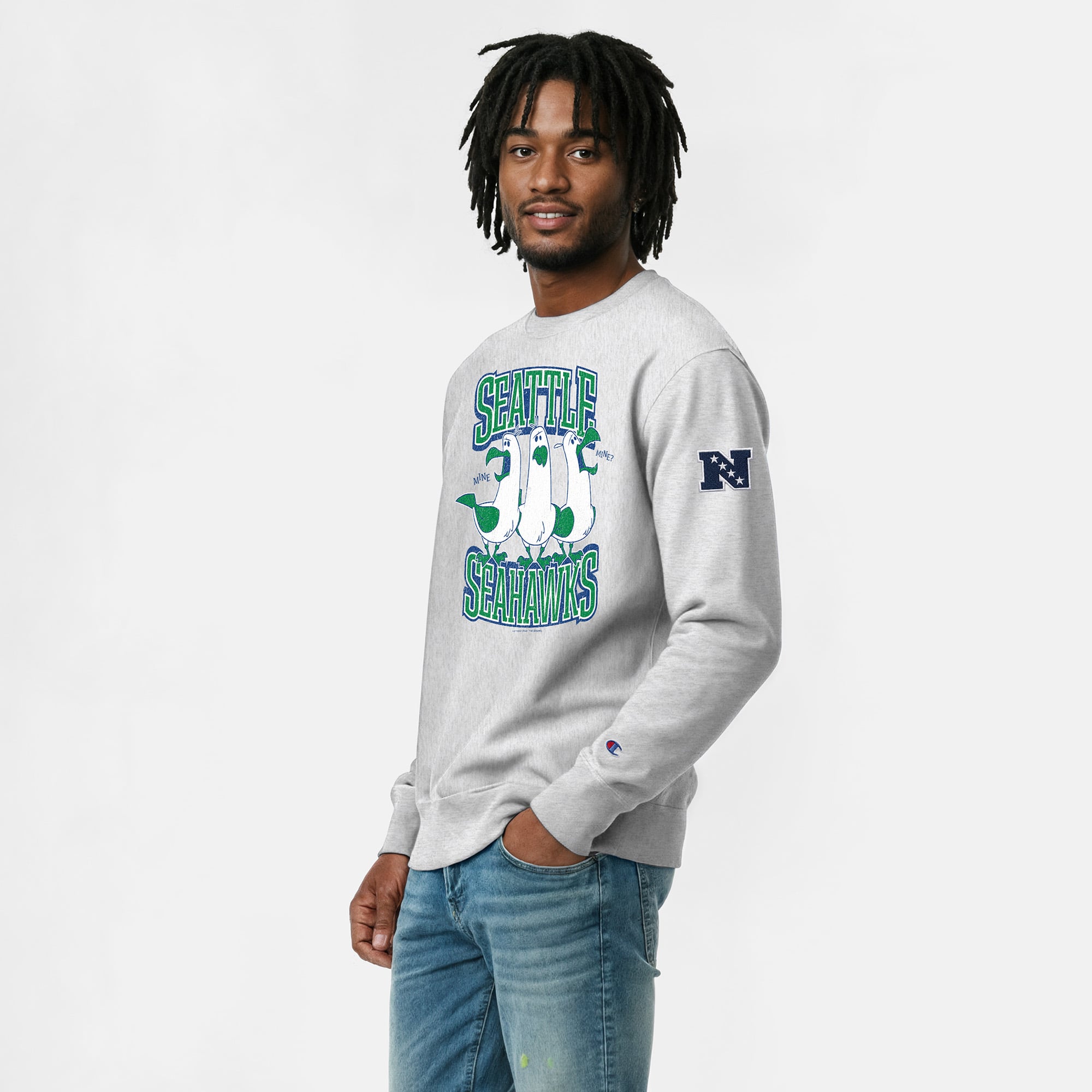 Sweat-shirt homme Disney x Champion gris chiné Seattle Seahawks Seagulls Reverse Weave