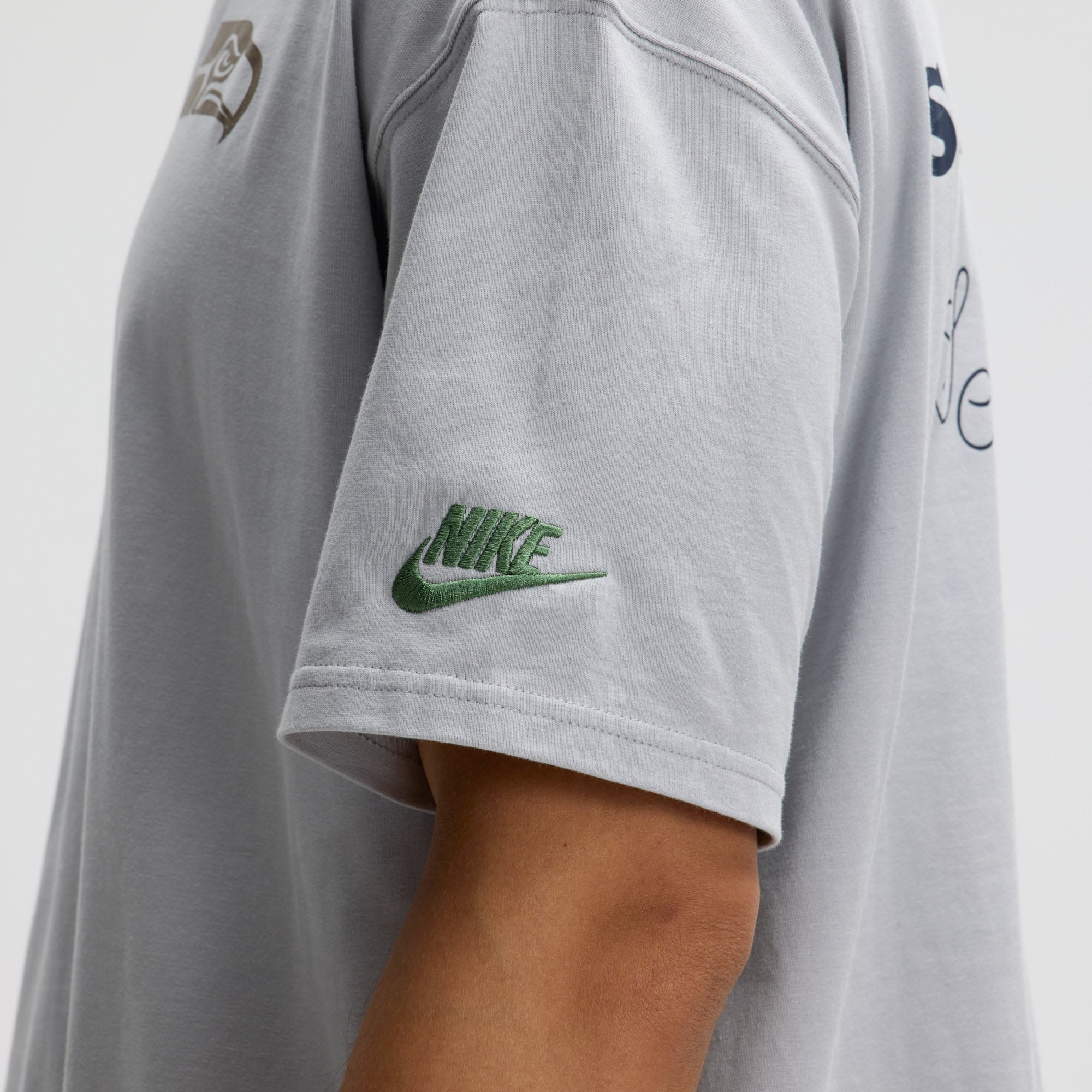 T-shirt Nike Essential Max90 gris Seattle Seahawks Rivalries Collection pour homme