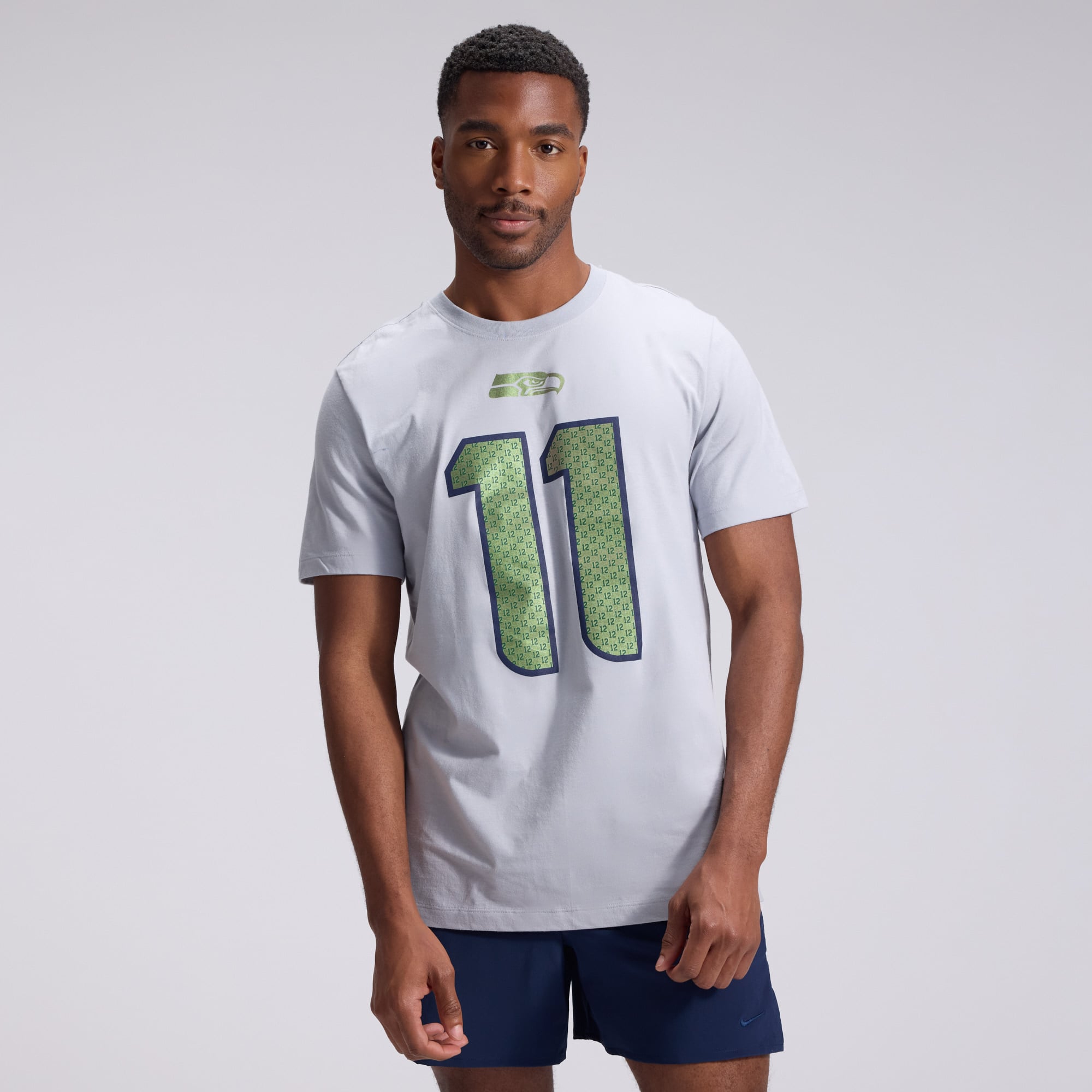 T-shirt Nike Jaxon Smith-Njigba Wolf Gray Seattle Seahawks Rivalries Collection pour homme, avec nom et numéro du joueur