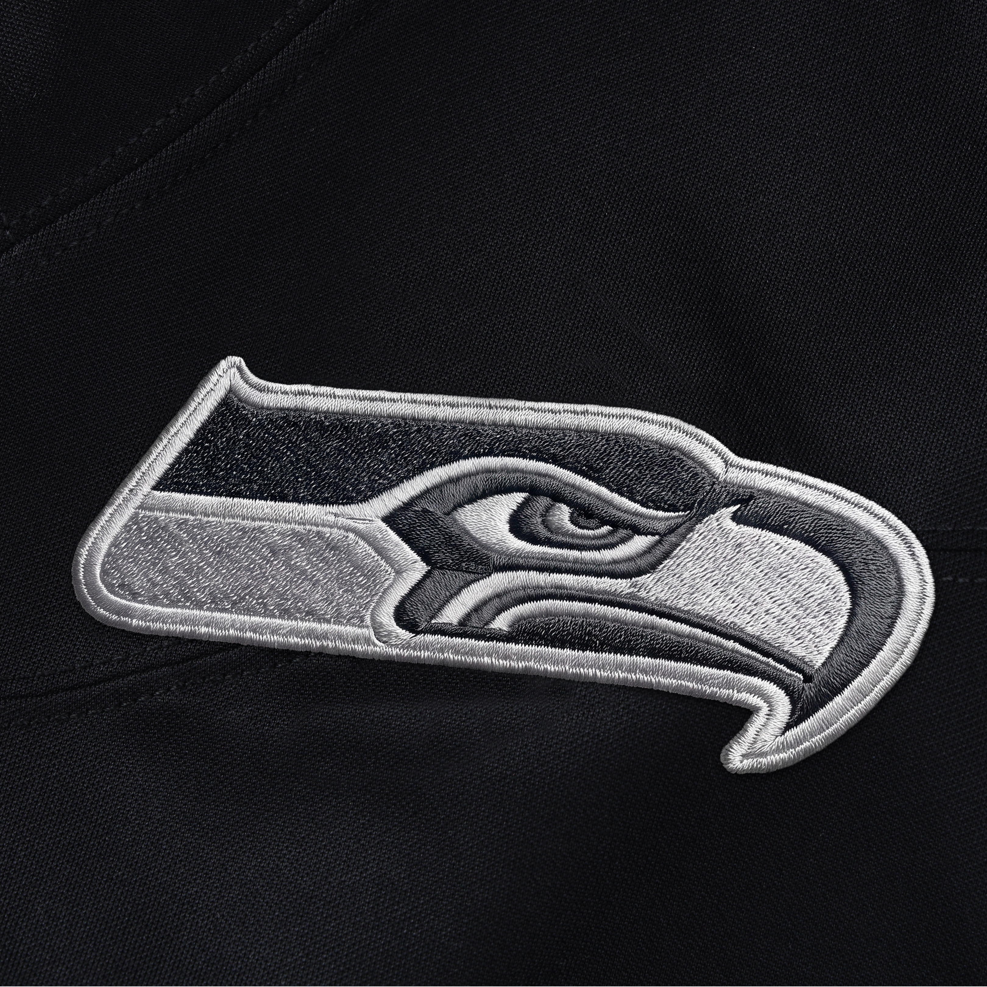 Maillot Nike Sam Darnold noir Seattle Seahawks 2026 Salute to Service, édition limitée cousue