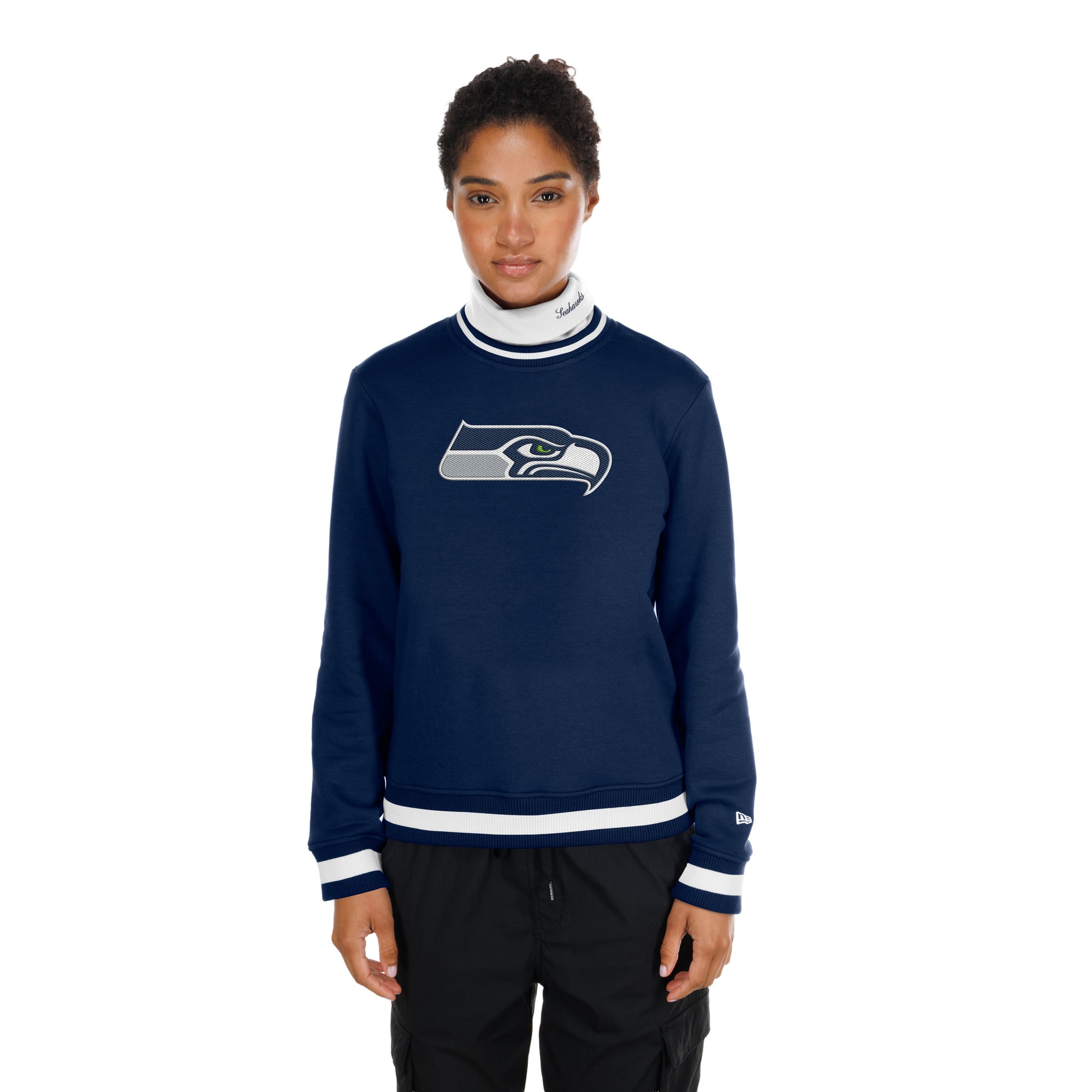 Pull à col roulé New Era bleu marine Seattle Seahawks Sport Classics pour femme