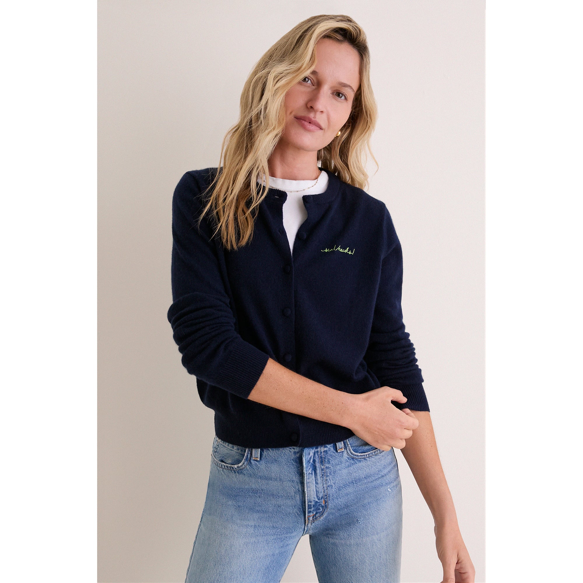 Gilet en cachemire à boutons Tuckernuck College Navy Seattle Seahawks pour femme