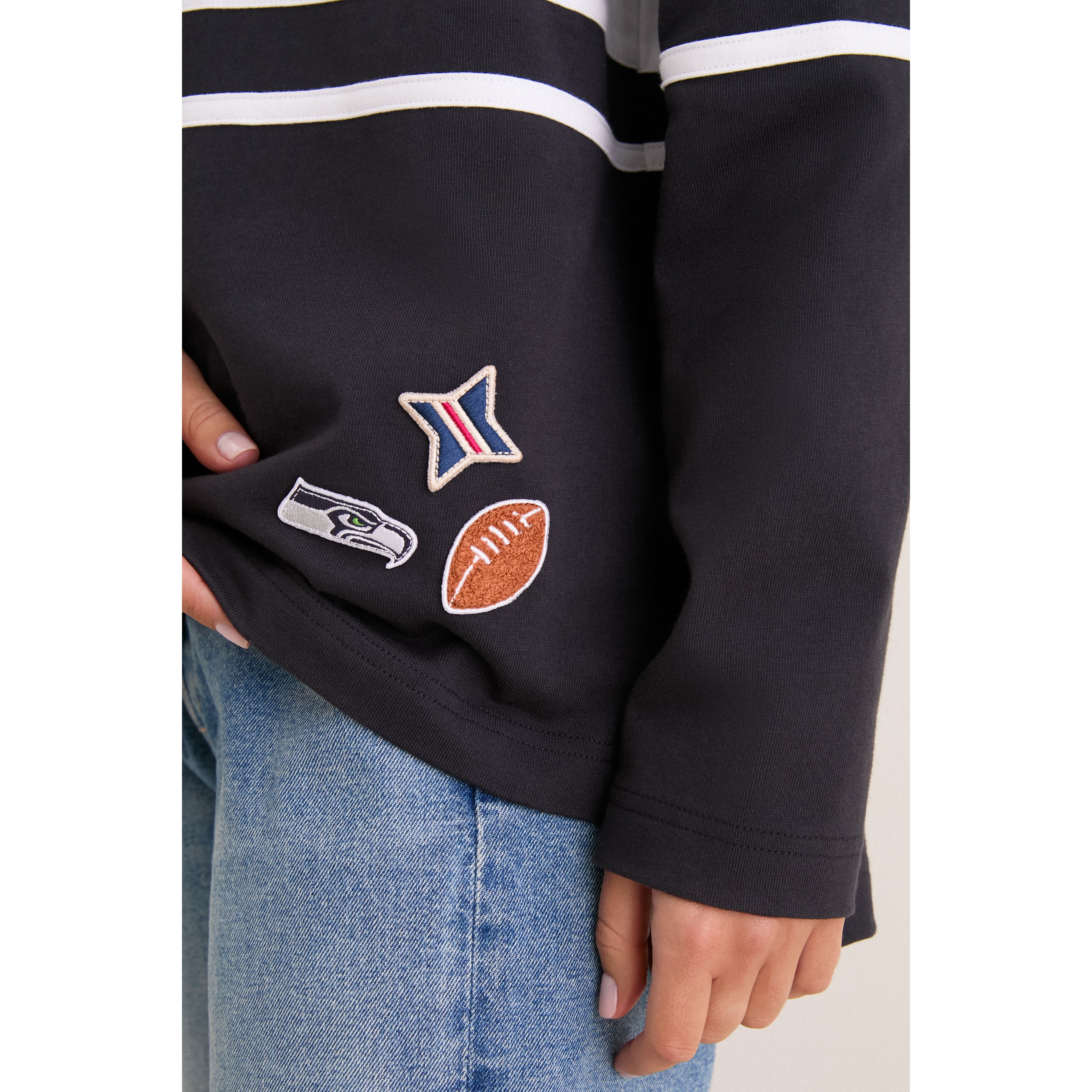 Polo à manches longues bleu marine Seattle Seahawks de l'université Tuckernuck pour femmes