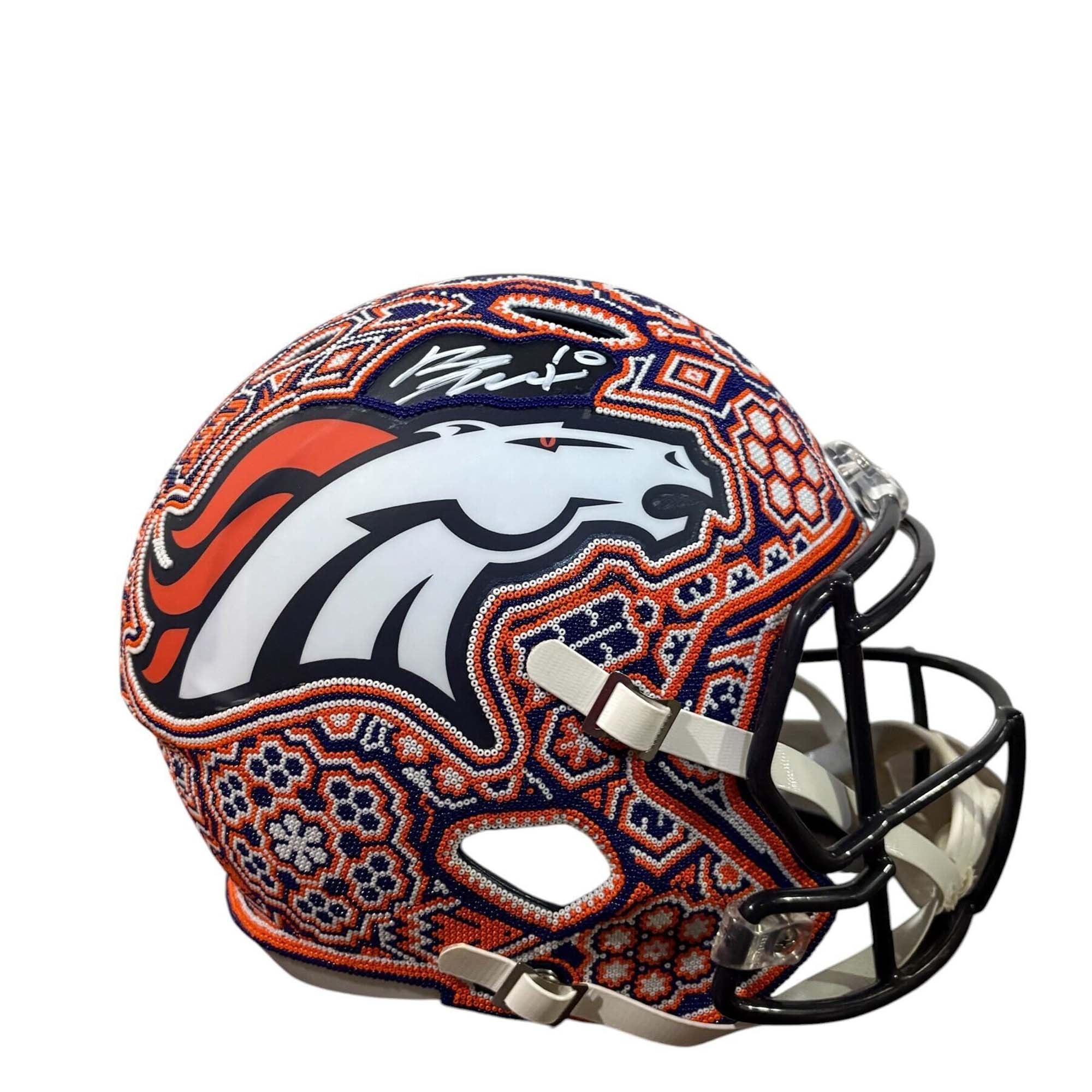 Casques répliques NFL autographiés Under Wraps 2026, volume I - Boîte mystère unique