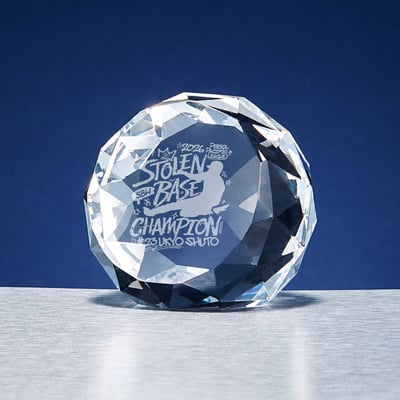 【受注生産】２６タイトル記念　周東佑京　最多盗塁者賞　クリスタルペーパーウェイト（受注期間 2026年10月26日13:00まで）