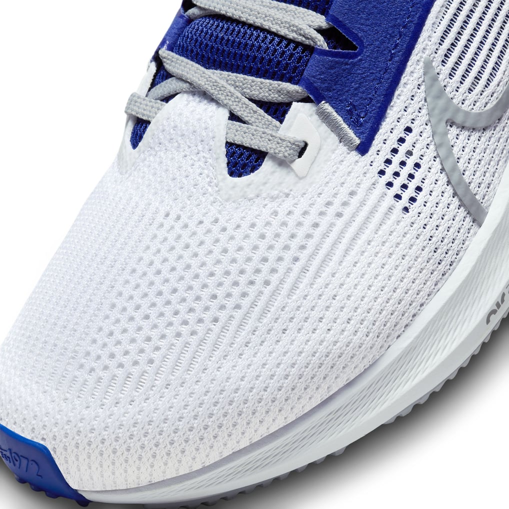 Unisex Nike White Spelman College Jaguars Zoom Pegasus 40  display picture 1