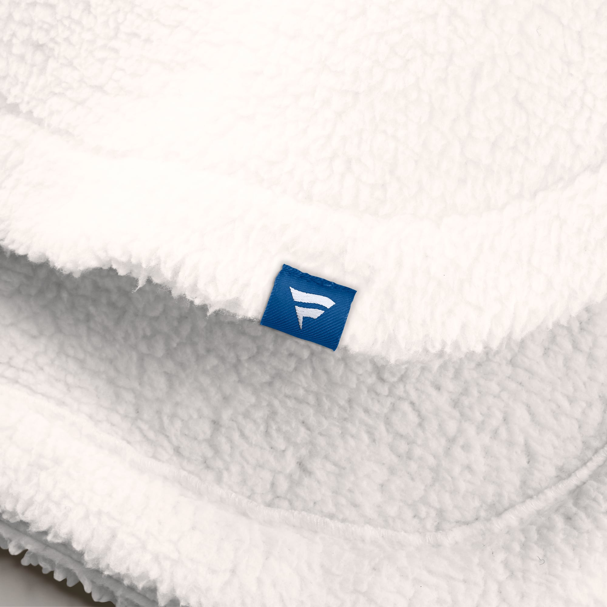 Women's Fanatics White St. Louis Blues Rush Sherpa Half-Snap Pullover