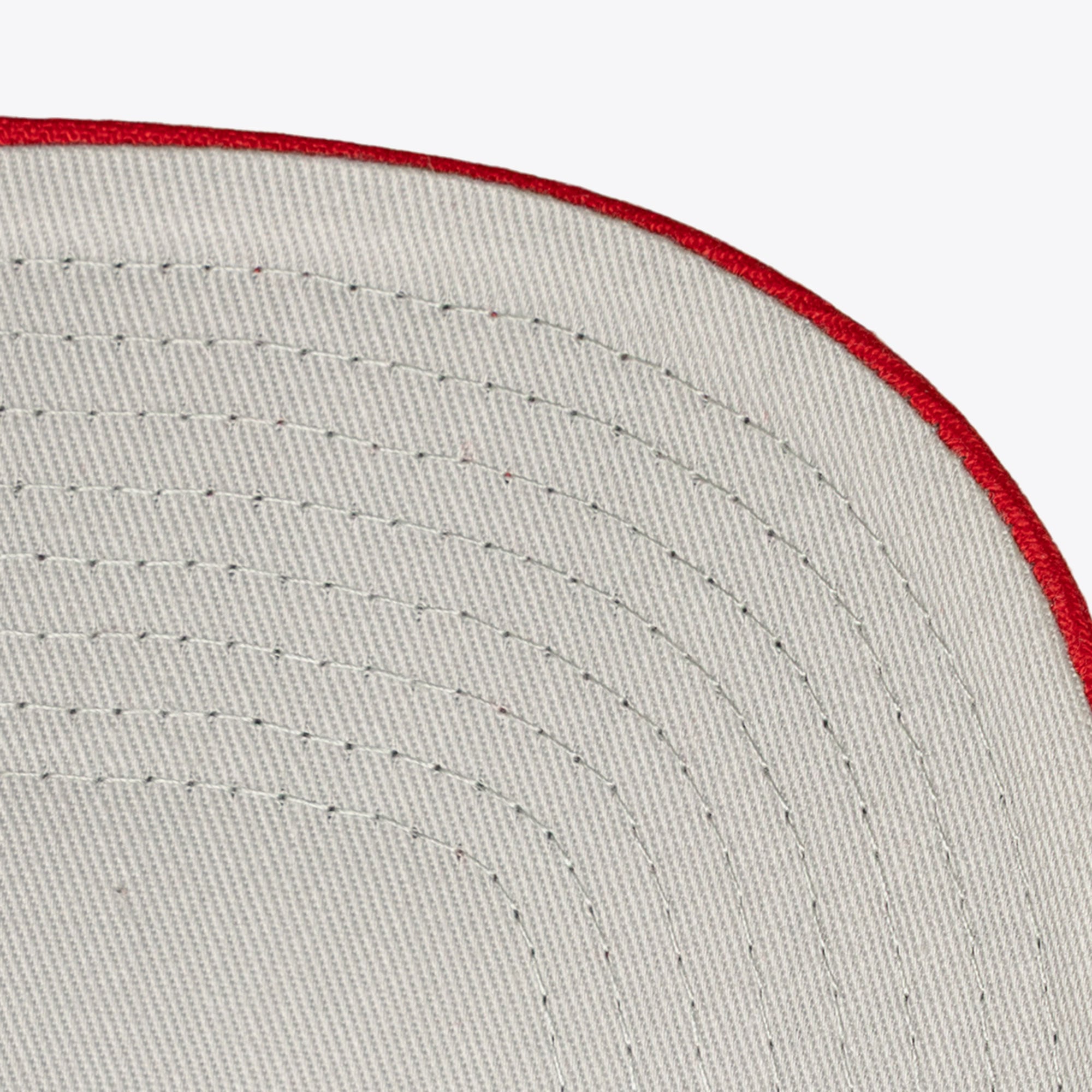 Men's Mitchell & Ness  Cream/Red St. Louis Cardinals Flawless Stretch-Snapback Hat