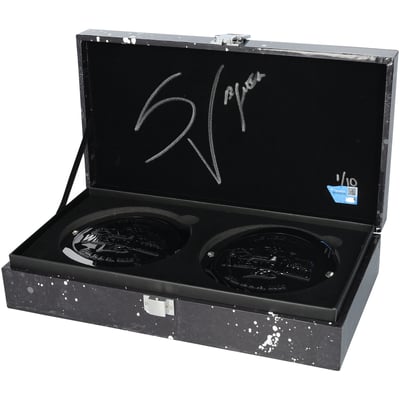Stephanie Vaquer WWE Autographed WrestleMania 42 Side Plate Set In Gift Box - Limited Edition of #1/10