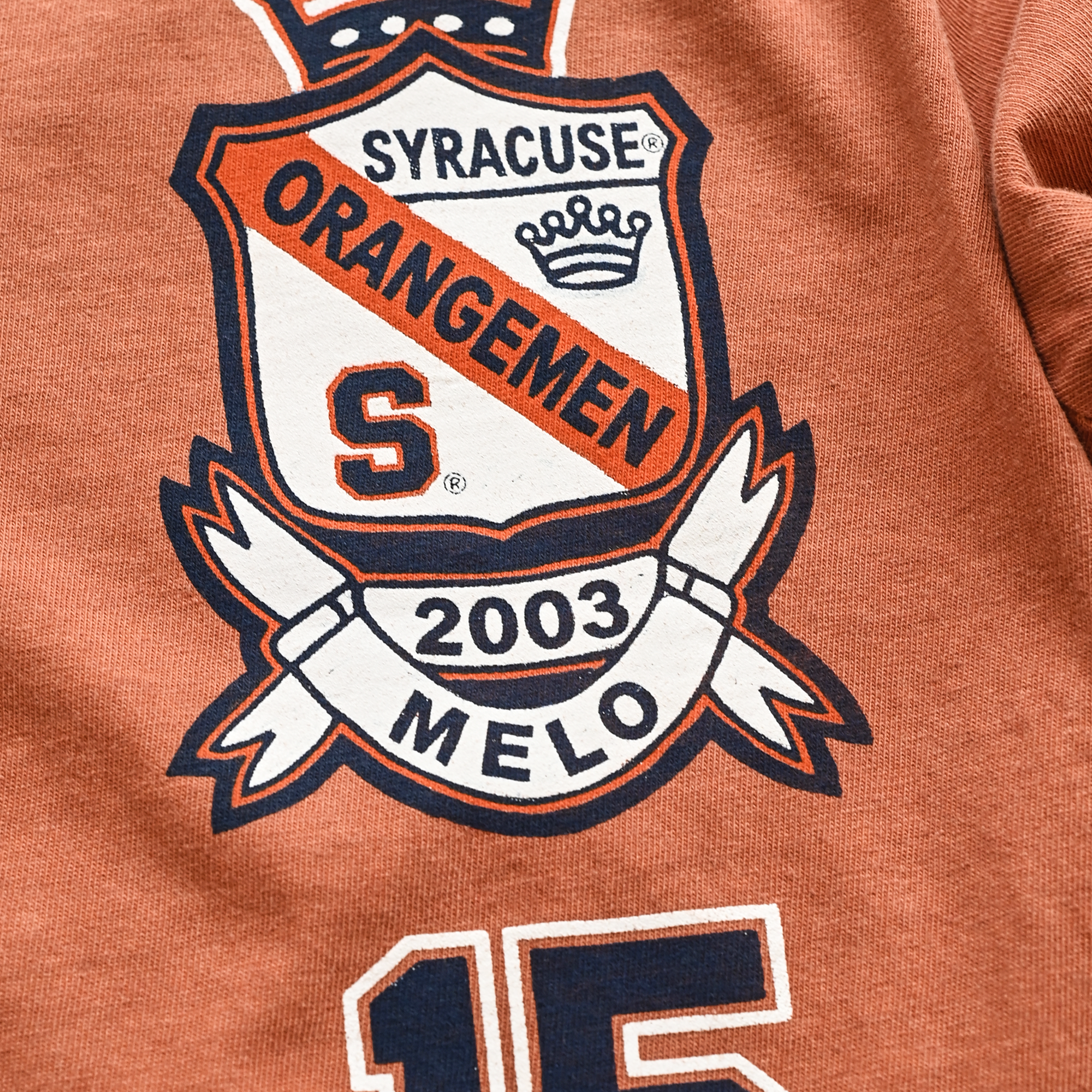 T-shirt unisexe à manches longues Roots of Fight x Syracuse Orange Carmelo Anthony n° 15
