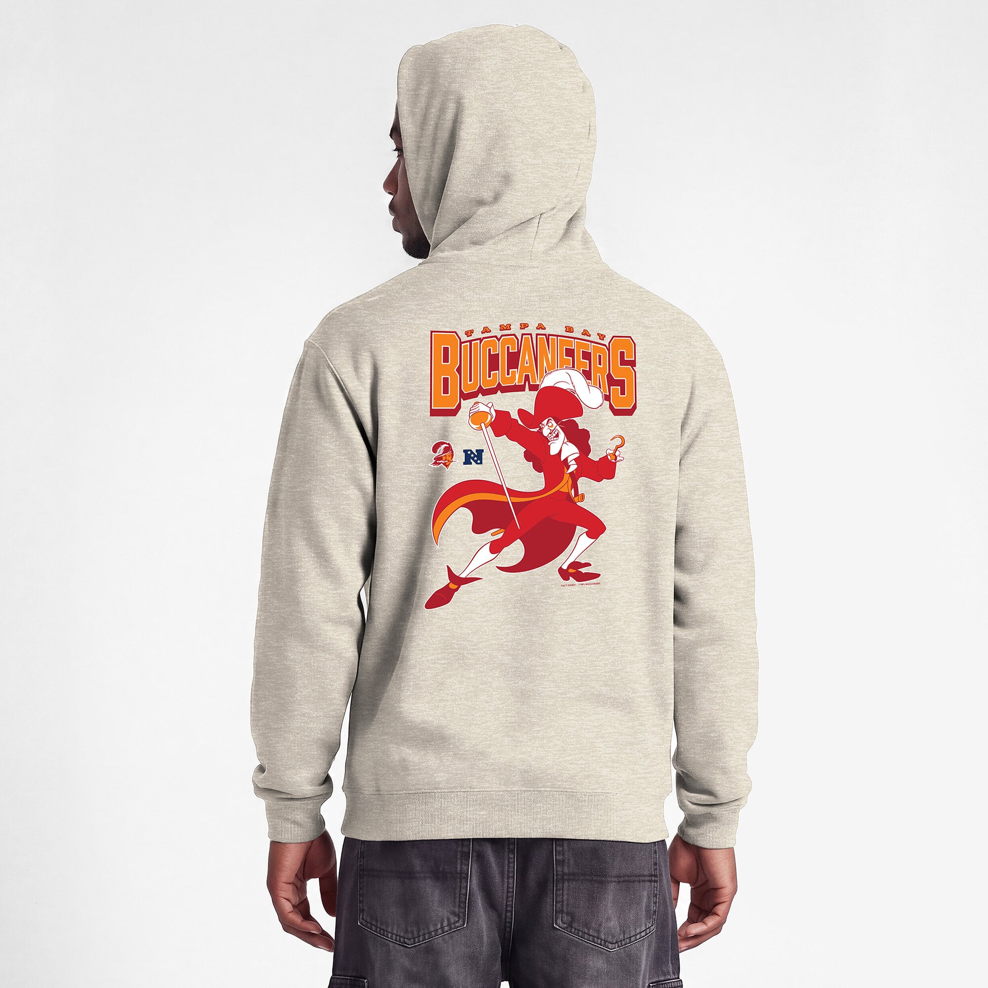 Sweat à capuche Powerblend Fullback couleur avoine Disney x Champion pour homme, Tampa Bay Buccaneers