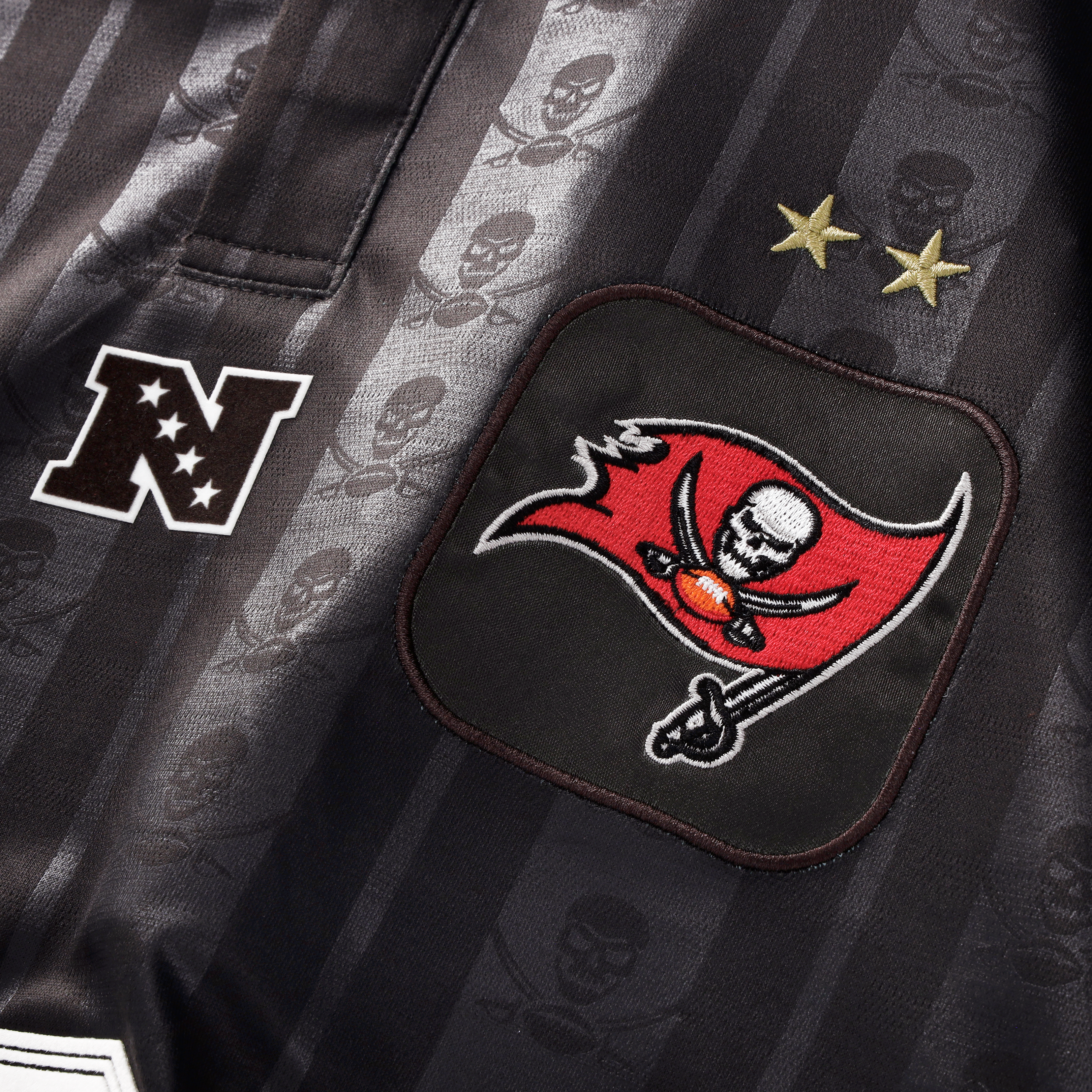 Men's Fanatics Pewter Tampa Bay Buccaneers Football x Collared Fan Top