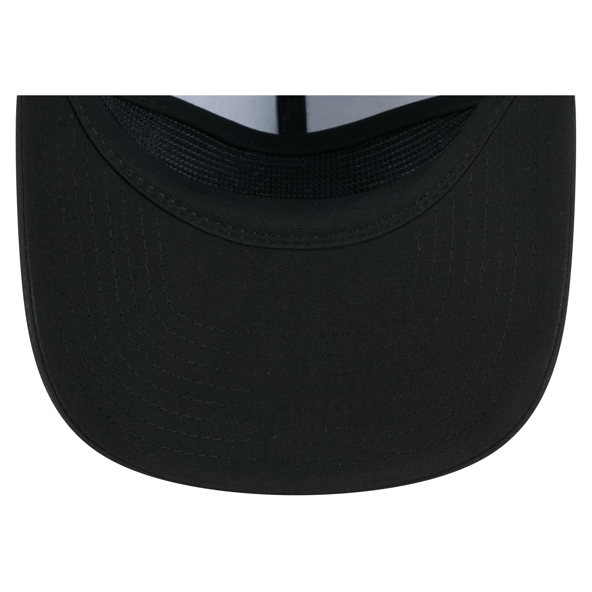 Casquette ajustable New Era noire pour homme Tampa Bay Buccaneers 2026 Salute To Service 19TWENTY