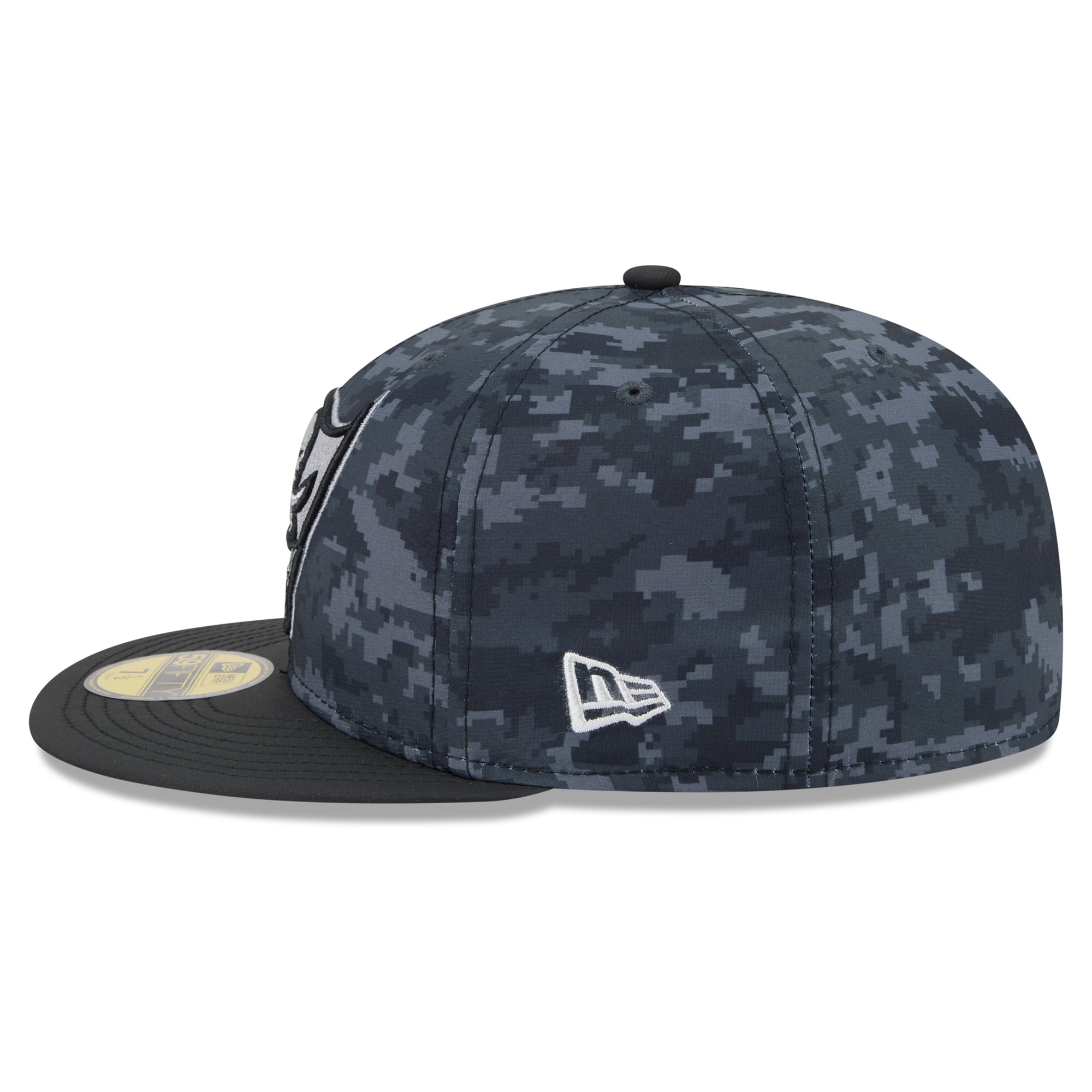 Casquette ajustée New Era 59FIFTY noire pour homme, Tampa Bay Buccaneers, édition spéciale 2026 Salute To Service