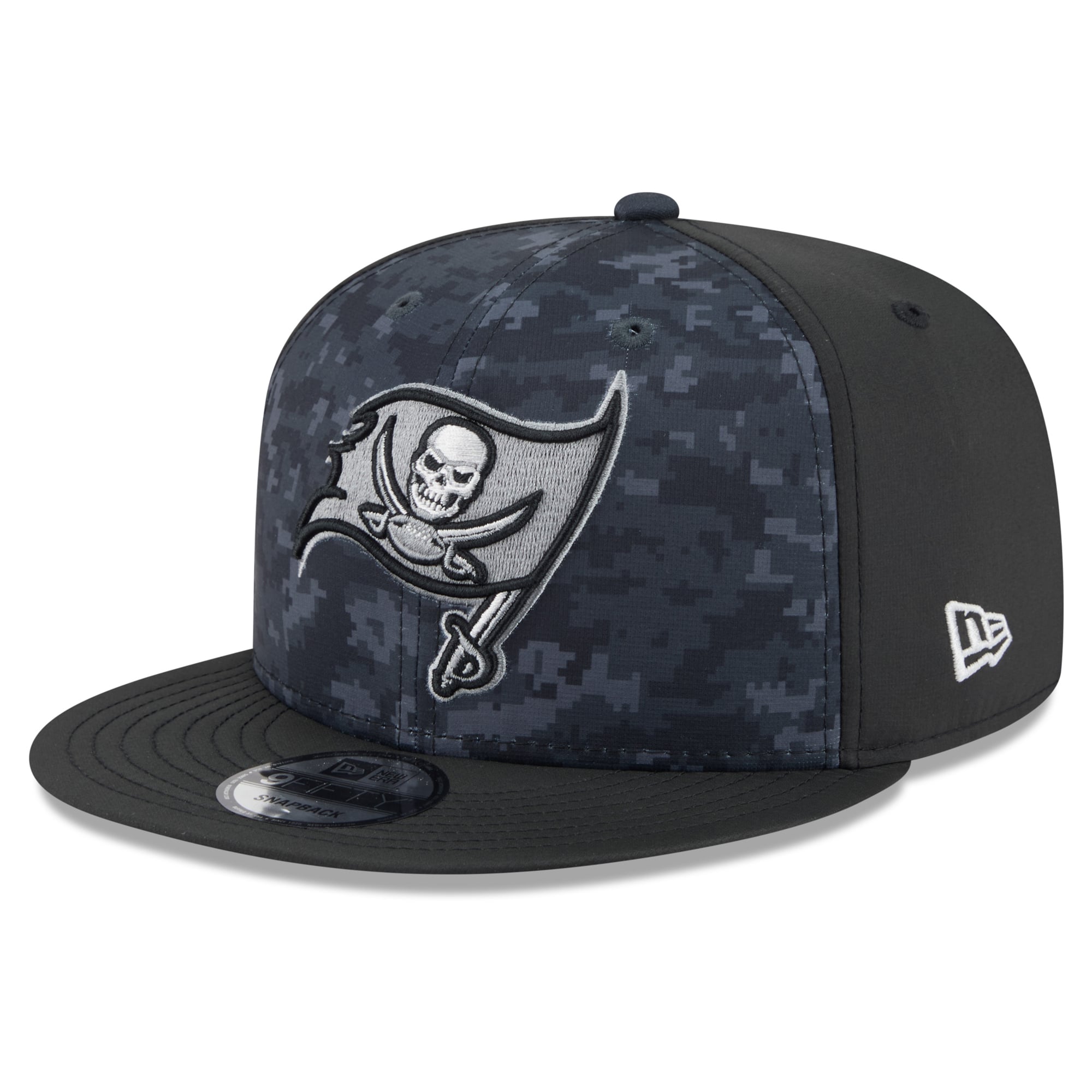 Casquette snapback New Era noire pour homme Tampa Bay Buccaneers 2026 Salute To Service 9FIFTY