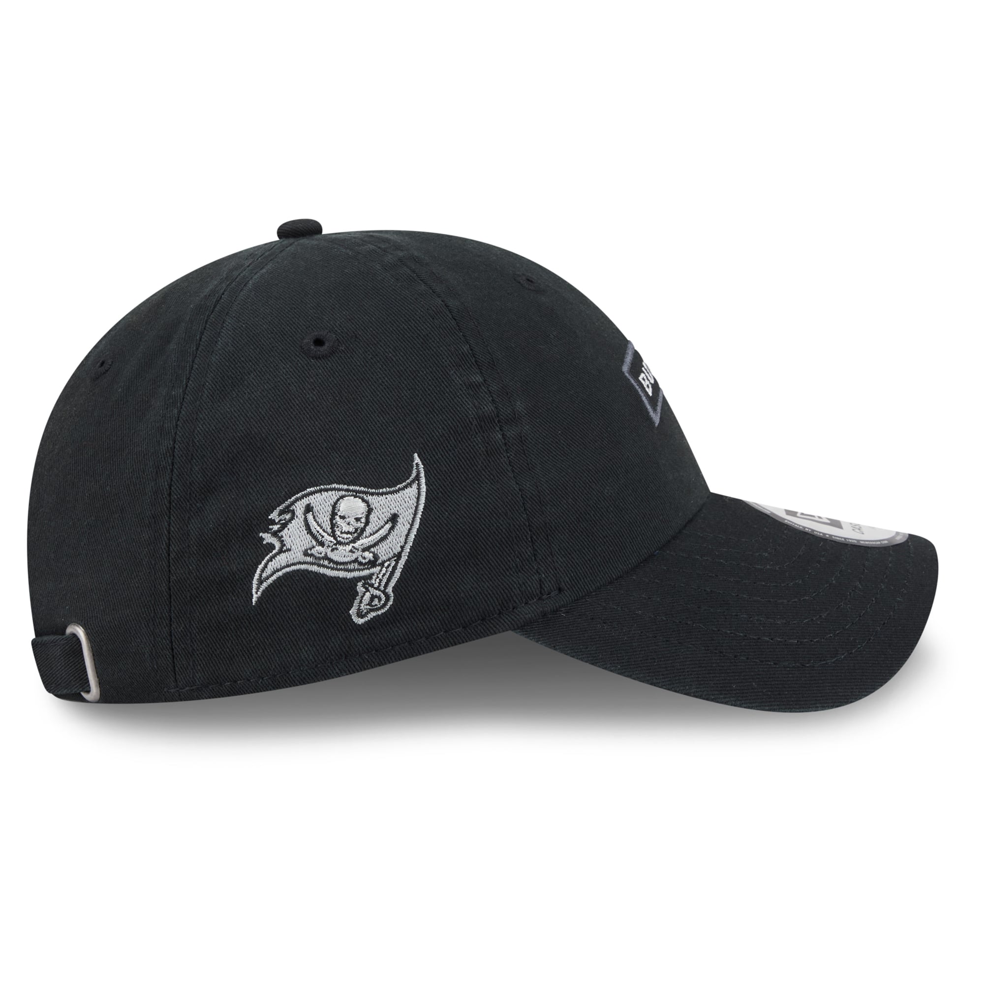 Casquette New Era noire pour homme, Tampa Bay Buccaneers 2026 Salute To Service, style classique décontracté et ajustable