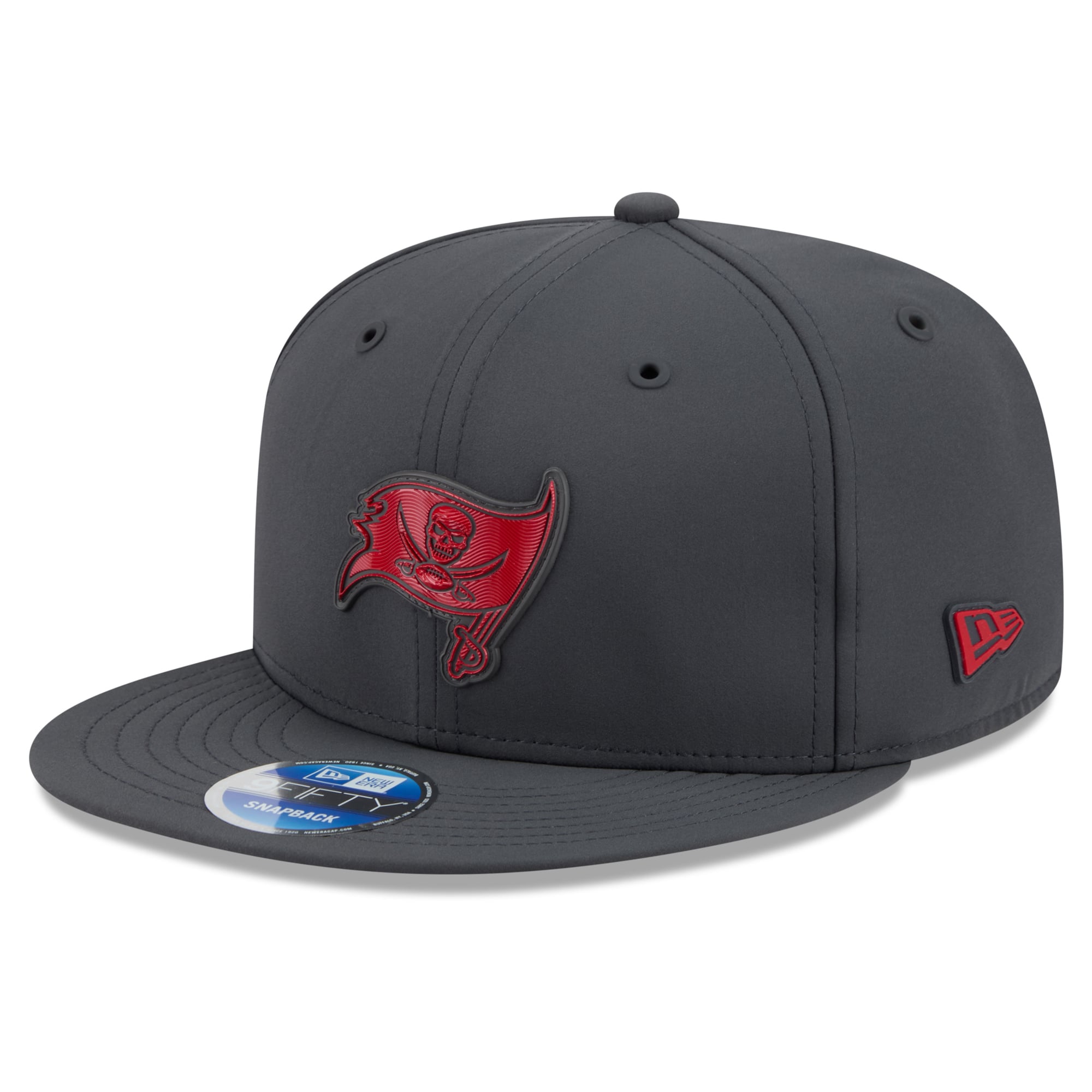 Casquette snapback New Era 9FIFTY pour homme, couleur anthracite, Tampa Bay Buccaneers, collection 2026, idéale pour les temps froids.