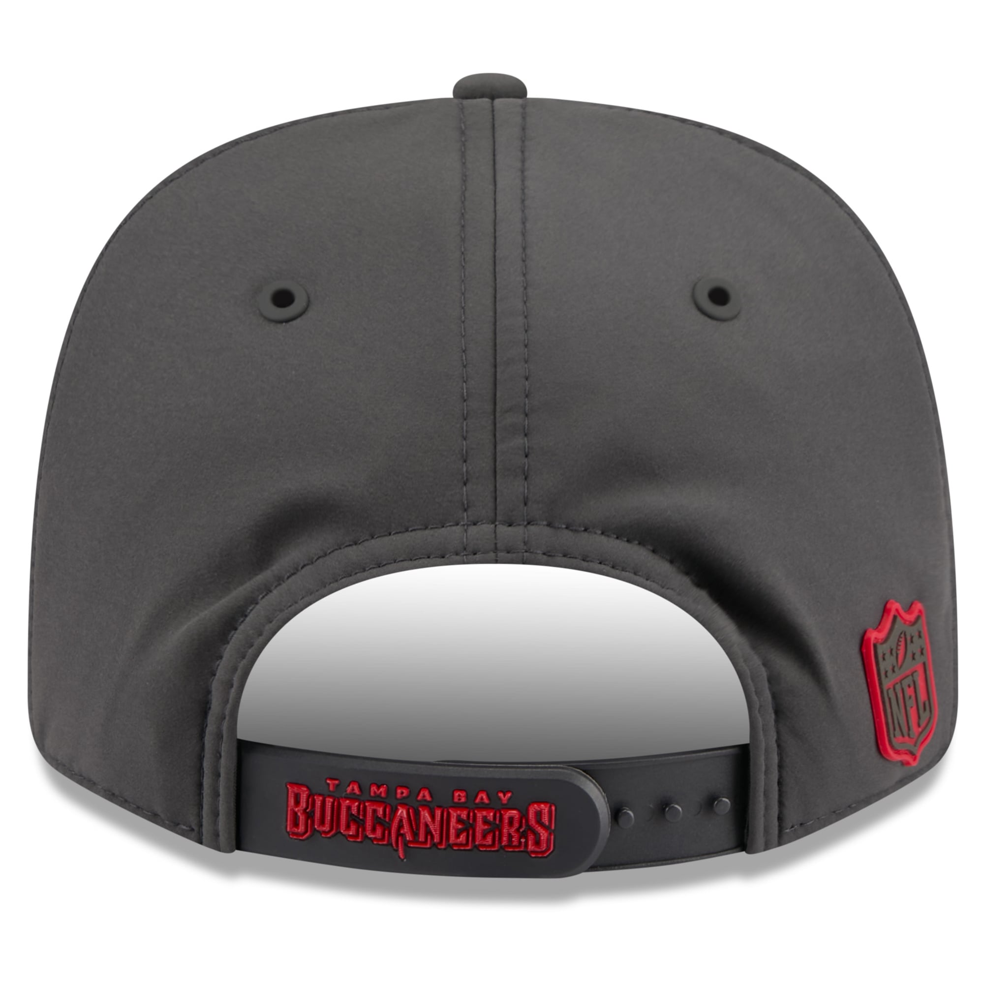Casquette ajustable New Era 9SEVENTY pour homme, couleur anthracite, Tampa Bay Buccaneers, collection Sideline 2026, idéale pour les temps froids.