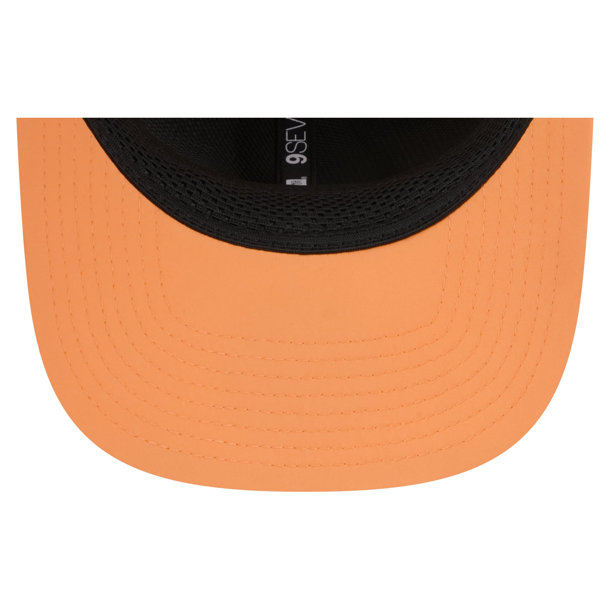 Casquette ajustable New Era orange Tampa Bay Buccaneers 2026 Sideline Throwback 9SEVENTY pour homme