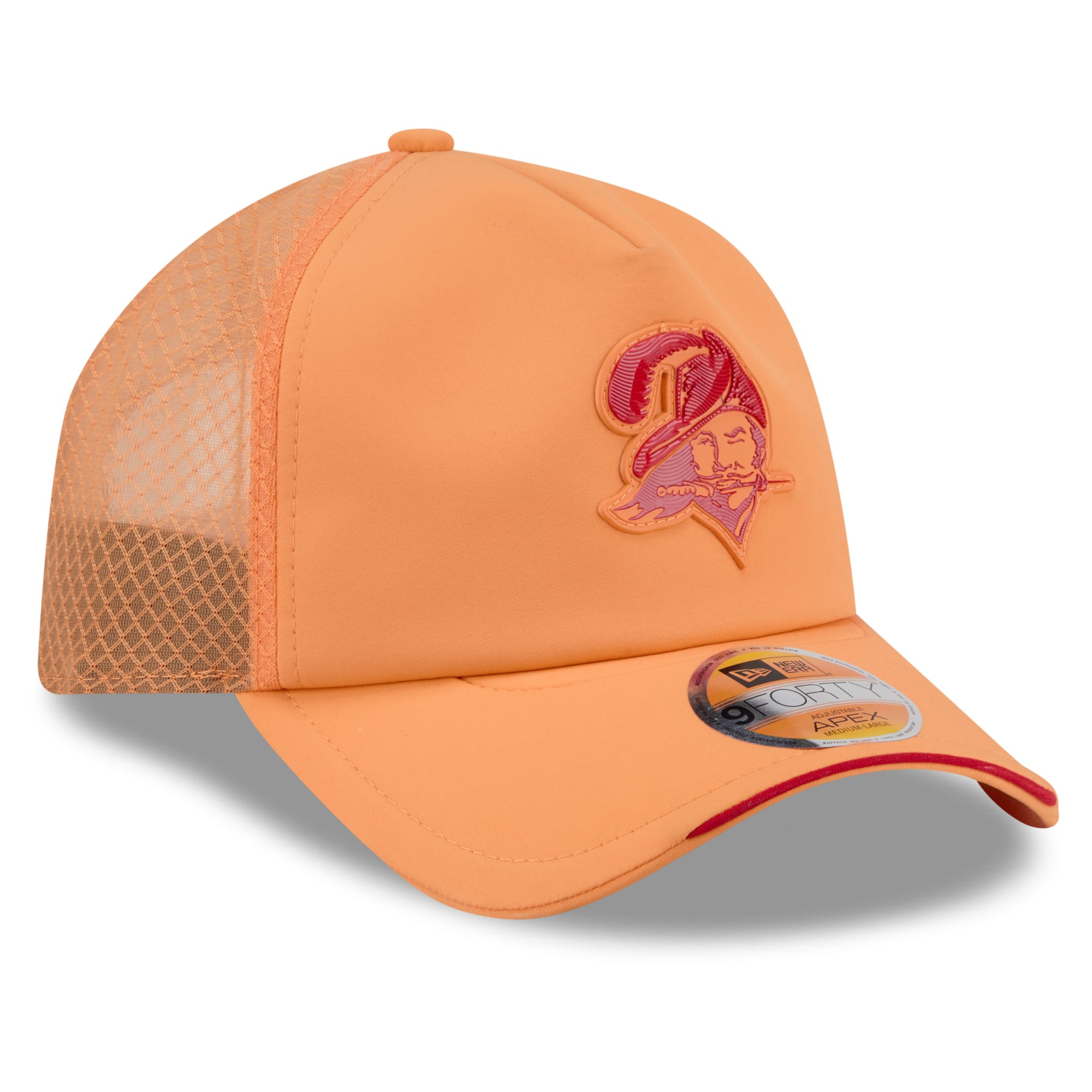 Men's New Era Red Tampa Bay Buccaneers 2026 Sideline Apex 9FORTY Adjustable Trucker Hat