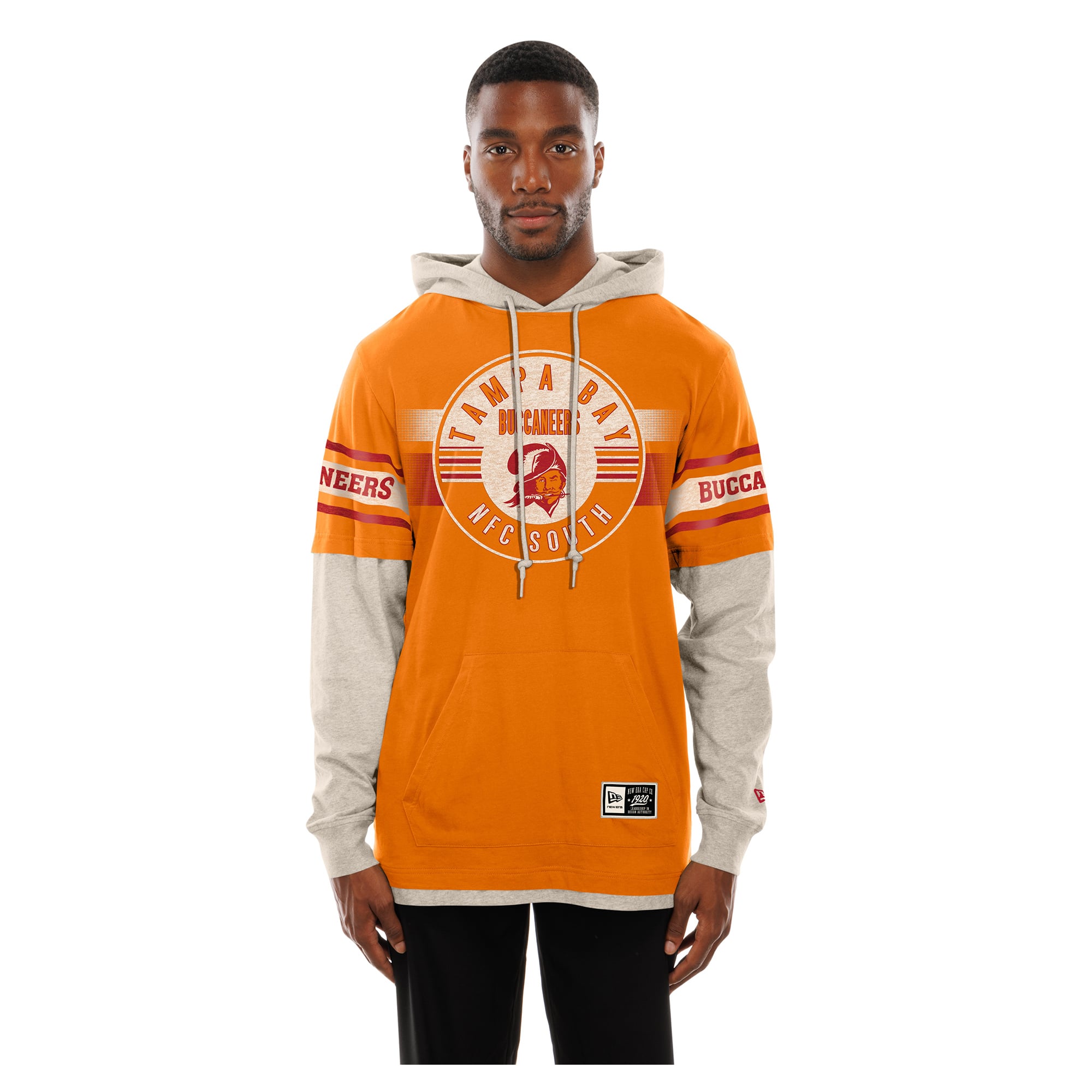 T-shirt à capuche manches longues New Era orange Tampa Bay Buccaneers pour homme