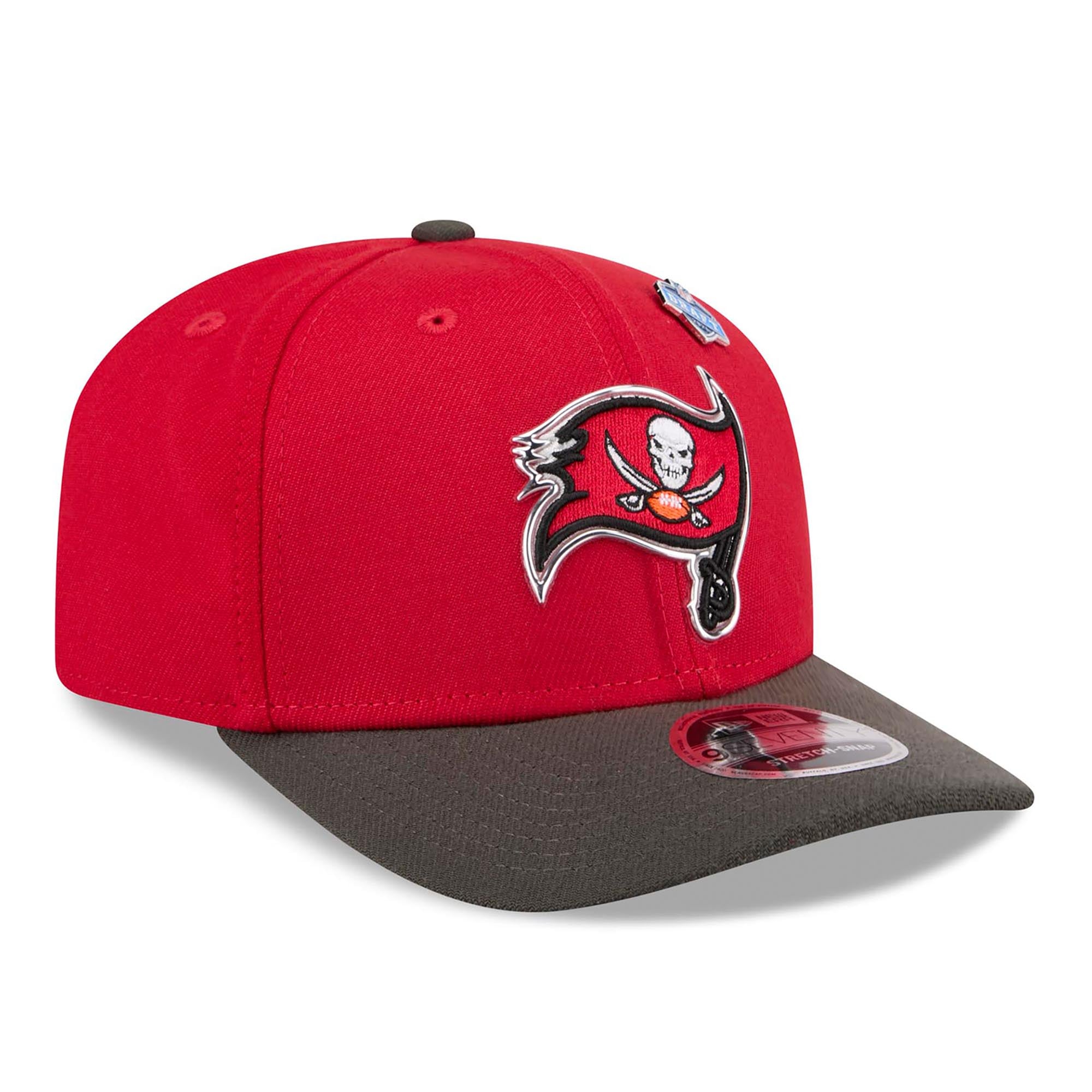 Casquette ajustable New Era rouge/étain Tampa Bay Buccaneers 2026 NFL Draft 9SEVENTY pour homme