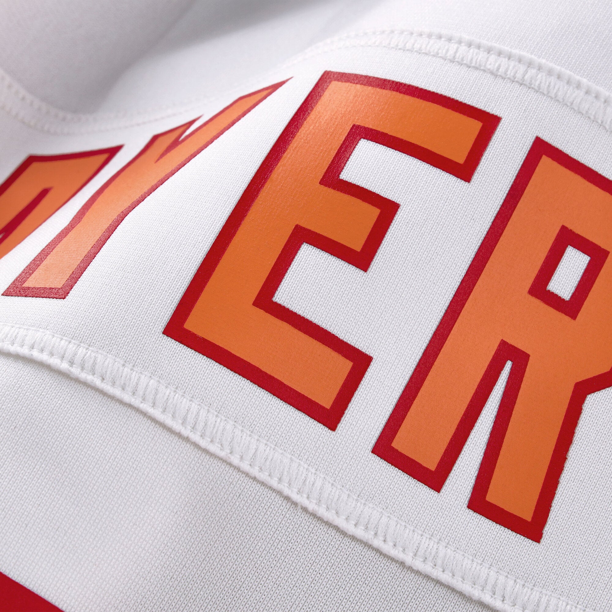 Maillot de match alternatif Nike Emeka Egbuka blanc des Buccaneers Tampa Bay pour homme
