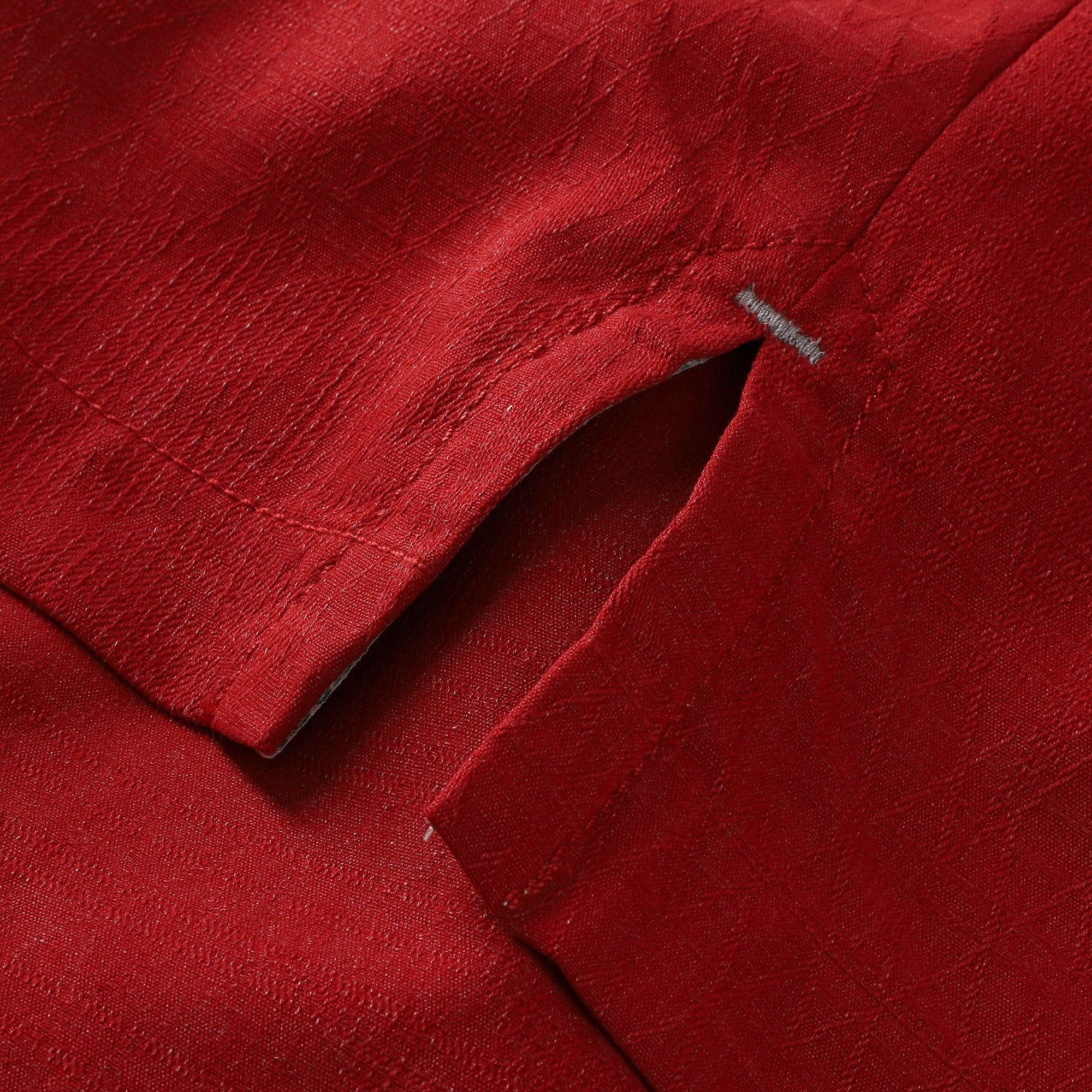 Chemise boutonnée Tommy Bahama rouge Tampa Bay Buccaneers Endzone Paradise IslandZone pour homme