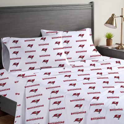 Tampa Bay Buccaneers Pegasus Four-Piece Full Sheet Set