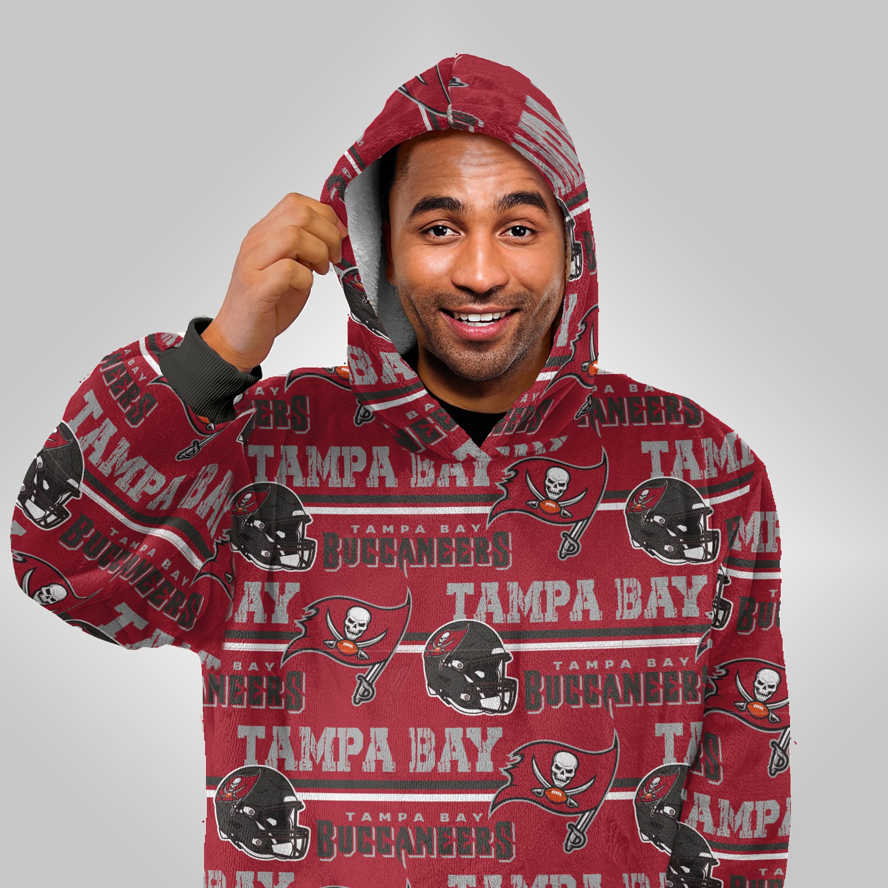 Pegasus Tampa Bay Buccaneers Wave Ultra Soft Fan Cape